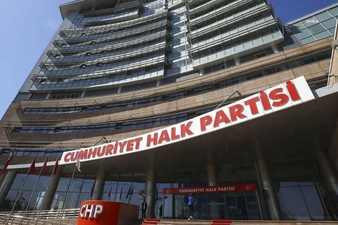 CHP, "Şehrimize Hoş Geldiniz" kampanyası ile üniversite öğrencilerine destek olmayı hedefliyor
