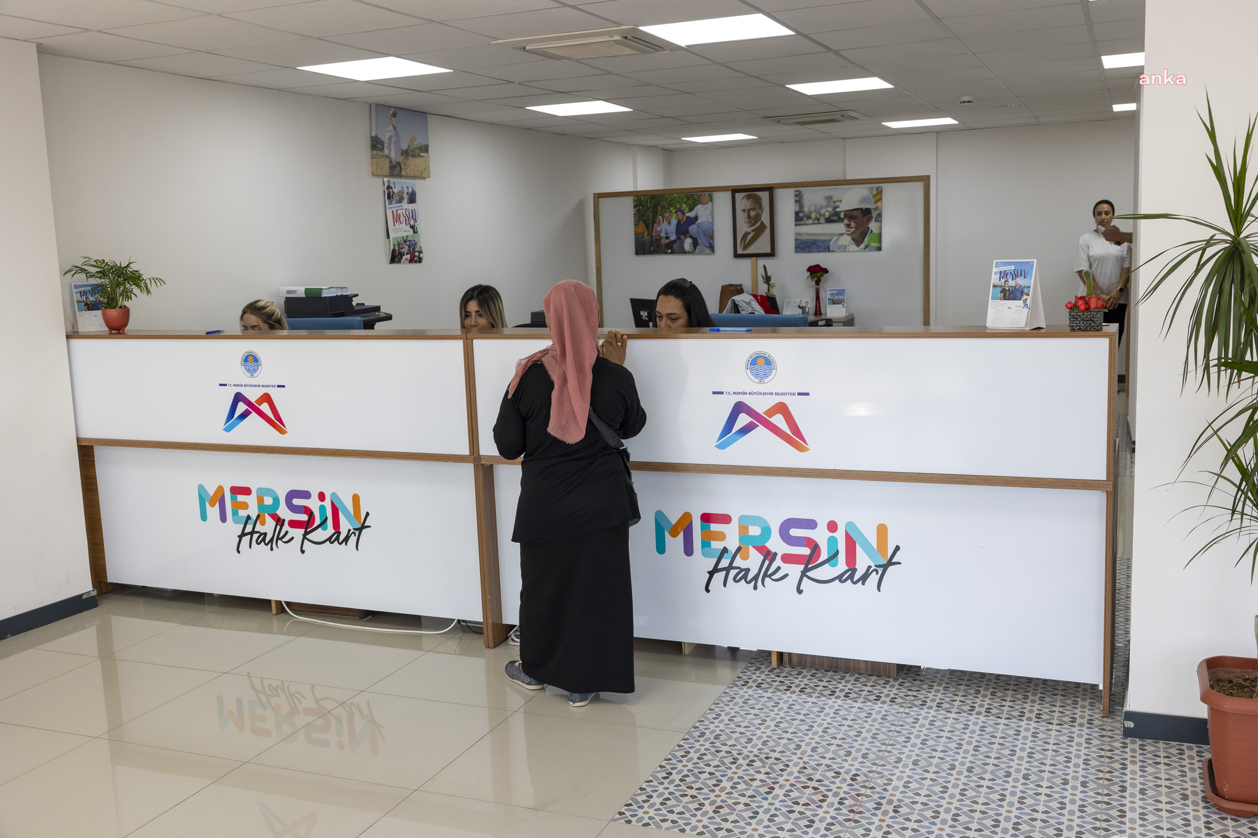 Mersin Büyükşehir’in Tarsus Kleopatra Hizmet Binası vatandaşların hayatını kolaylaştırıyor