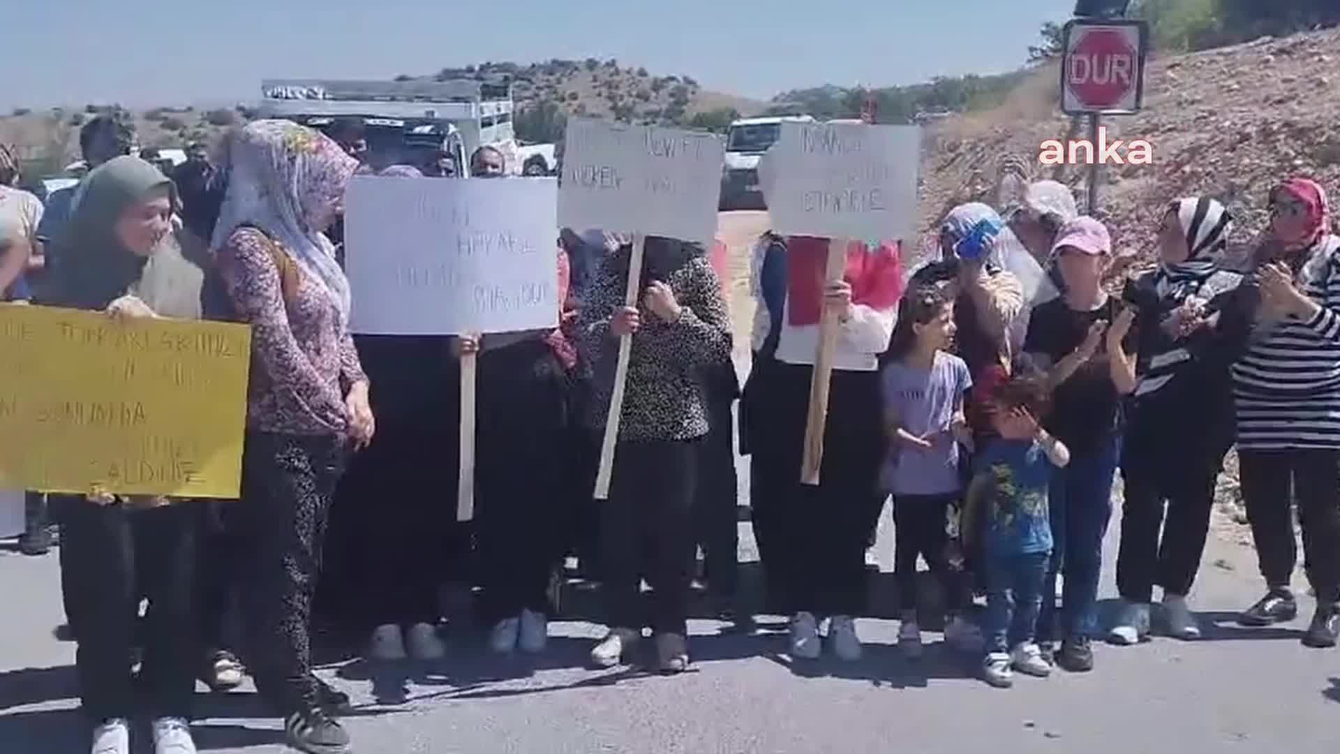 İliç’te işten çıkartılan işçilerden protesto... "Siyanürsüz topraklarımızı geri ver"