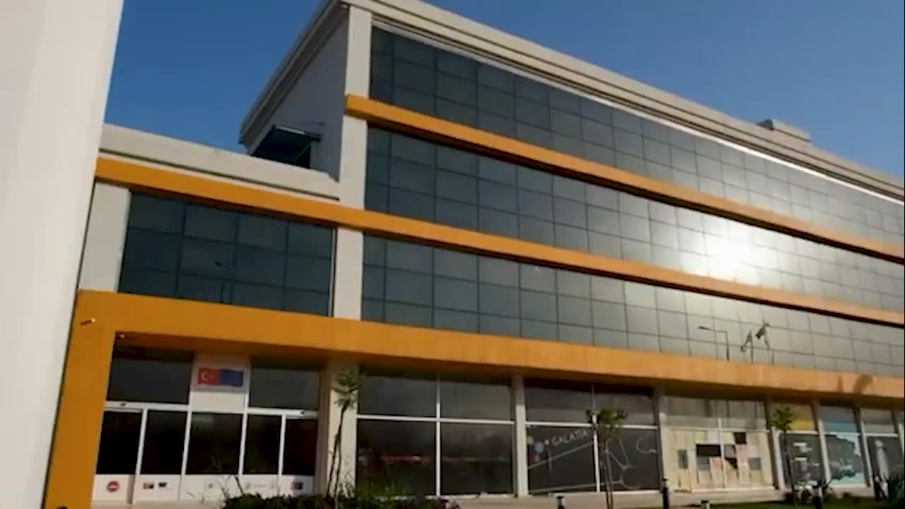 Muratpaşa Belediyesi ASSİM'de çalışmalarını yürüten Ayris Games'ten Antalya'yı tanıtacak araba oyunu
