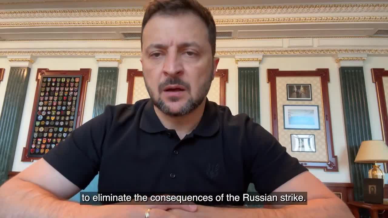 Zelensky: “Rusya, bir gecede 100'den fazla füze ve yaklaşık 100 insansız hava aracıyla saldırdı, enerji sektörüne büyük zarar verdi”