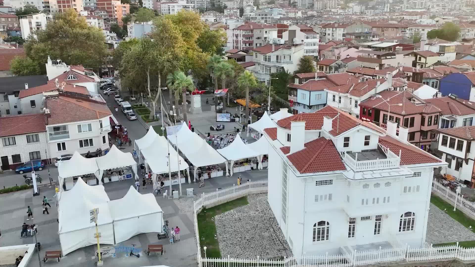 Mudanya Kitap Fuarı, edebiyat ve sanatı bilimle buluşturuyor