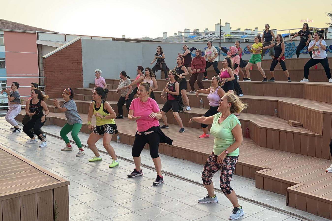 Tepebaşı Belediyesi'nin dans fit kursu, kapanış etkinliğiyle sona erdi