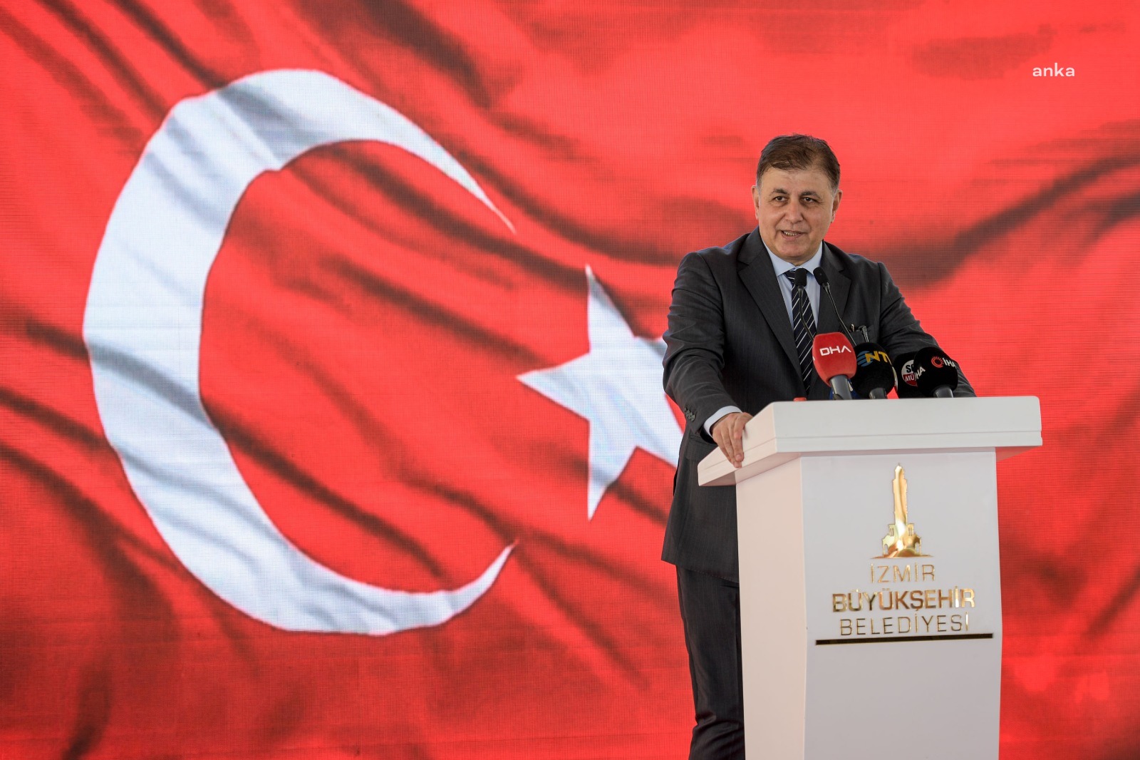 İzmir Büyükşehir’in 30 Ağustos kutlamaları gün boyu devam edecek