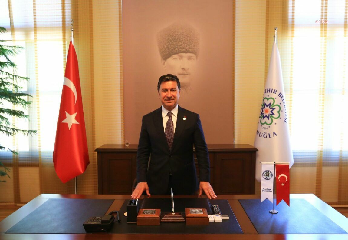 Muğla Büyükşehir Belediye Başkanı Aras: "Cumhuriyetimizin ışığı, daima yolumuzu aydınlatsın"