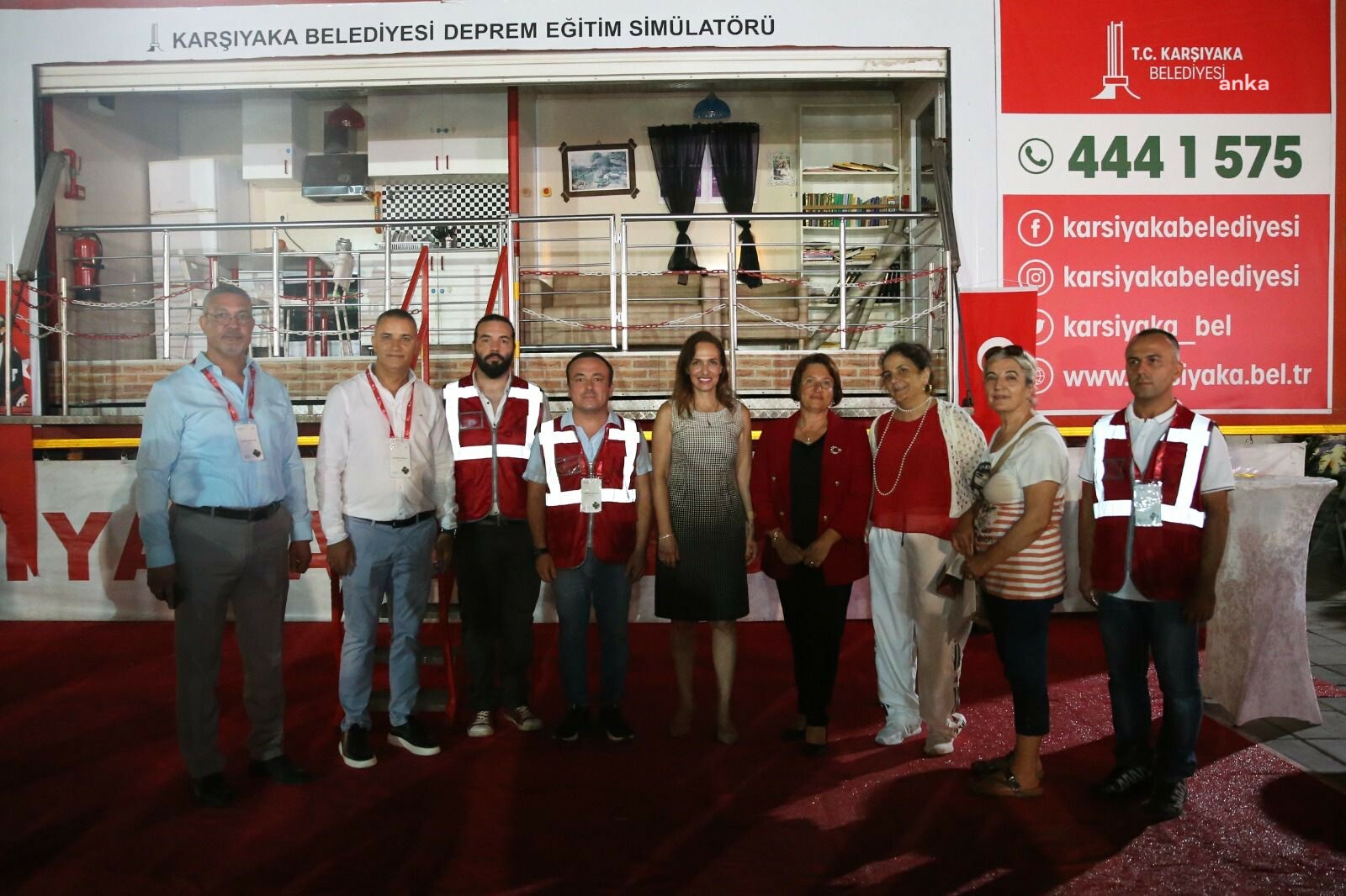 Karşıyaka Belediyesi İzmir Enternasyonal Fuarı’na ‘Deprem Eğitim Simülatörü’ ile katıldı