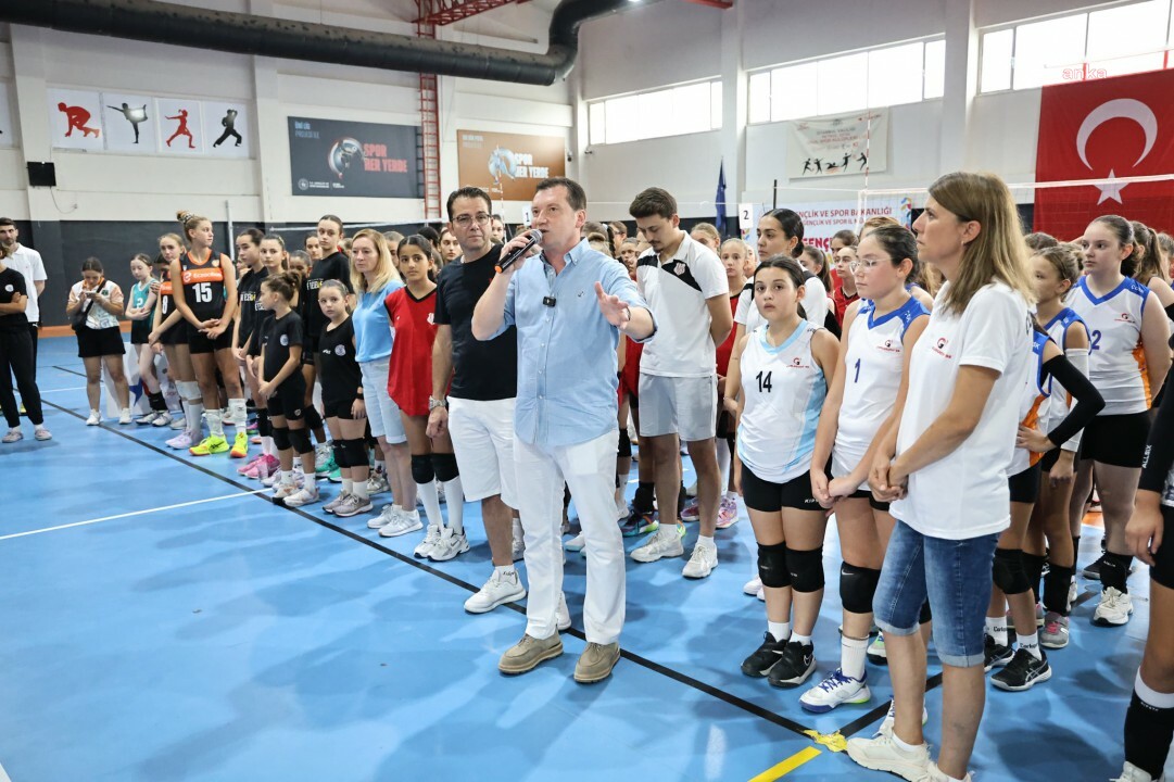 Silivri'de 30 Ağustos Zafer Bayramı Coşkusu: Zafer Kupası Voleybol ve Futbol Turnuvası başladı