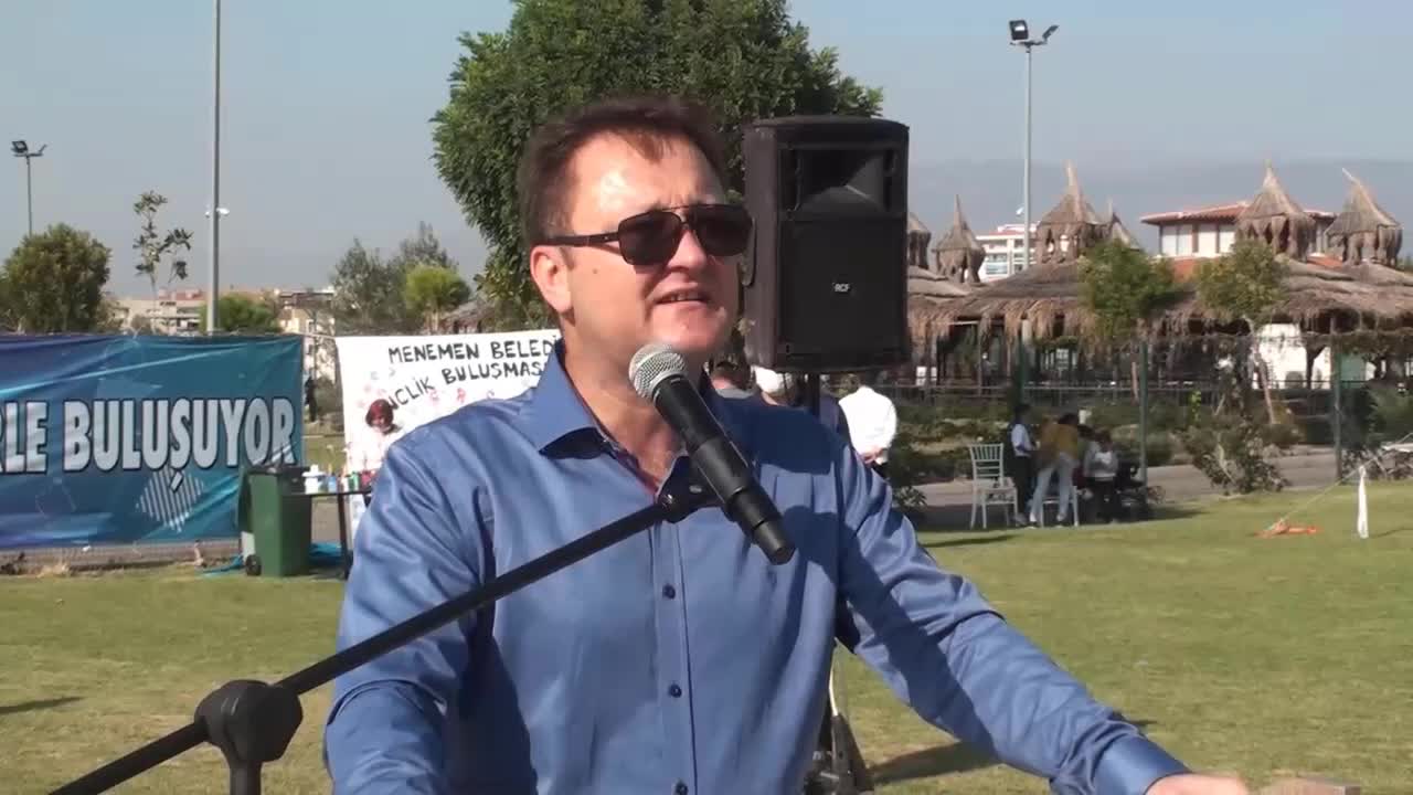 MENEMEN BELEDİYE BAŞKANI AKSOY, GENÇLERLE BULUŞTU