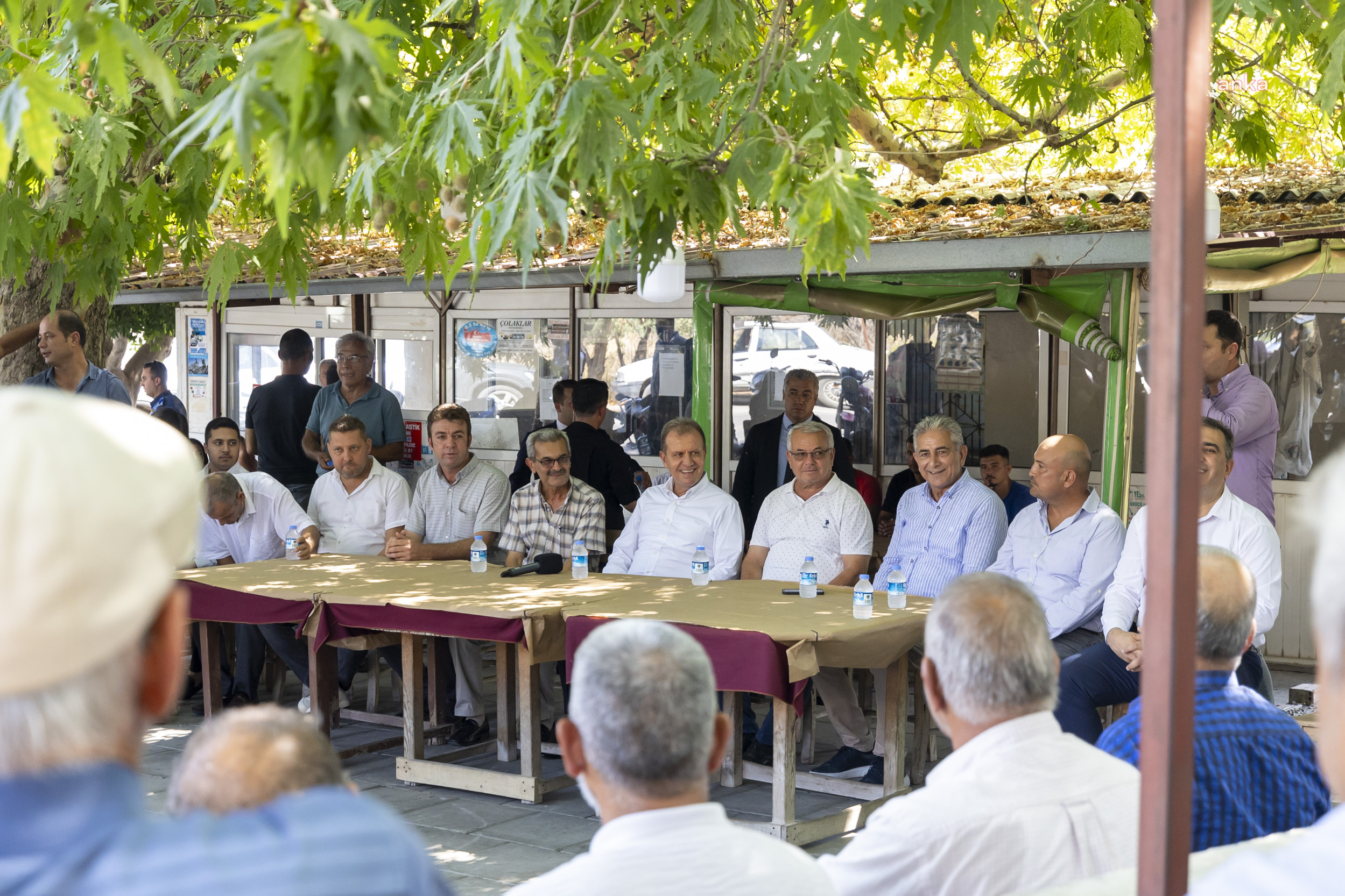 Birinci sınıf öğrencilerinin ilk çantası Başkan Seçer’den