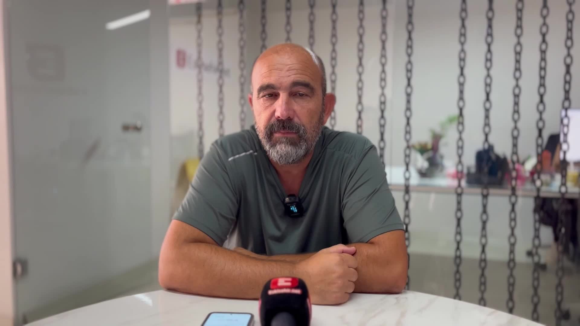 Tüm Öğrenci Velileri Dayanışma Derneği Eskişehir Şube kurucusu Alkan: "Okul idarecileri sıra bulabilmek için ikinci el piyasasına yöneldi"