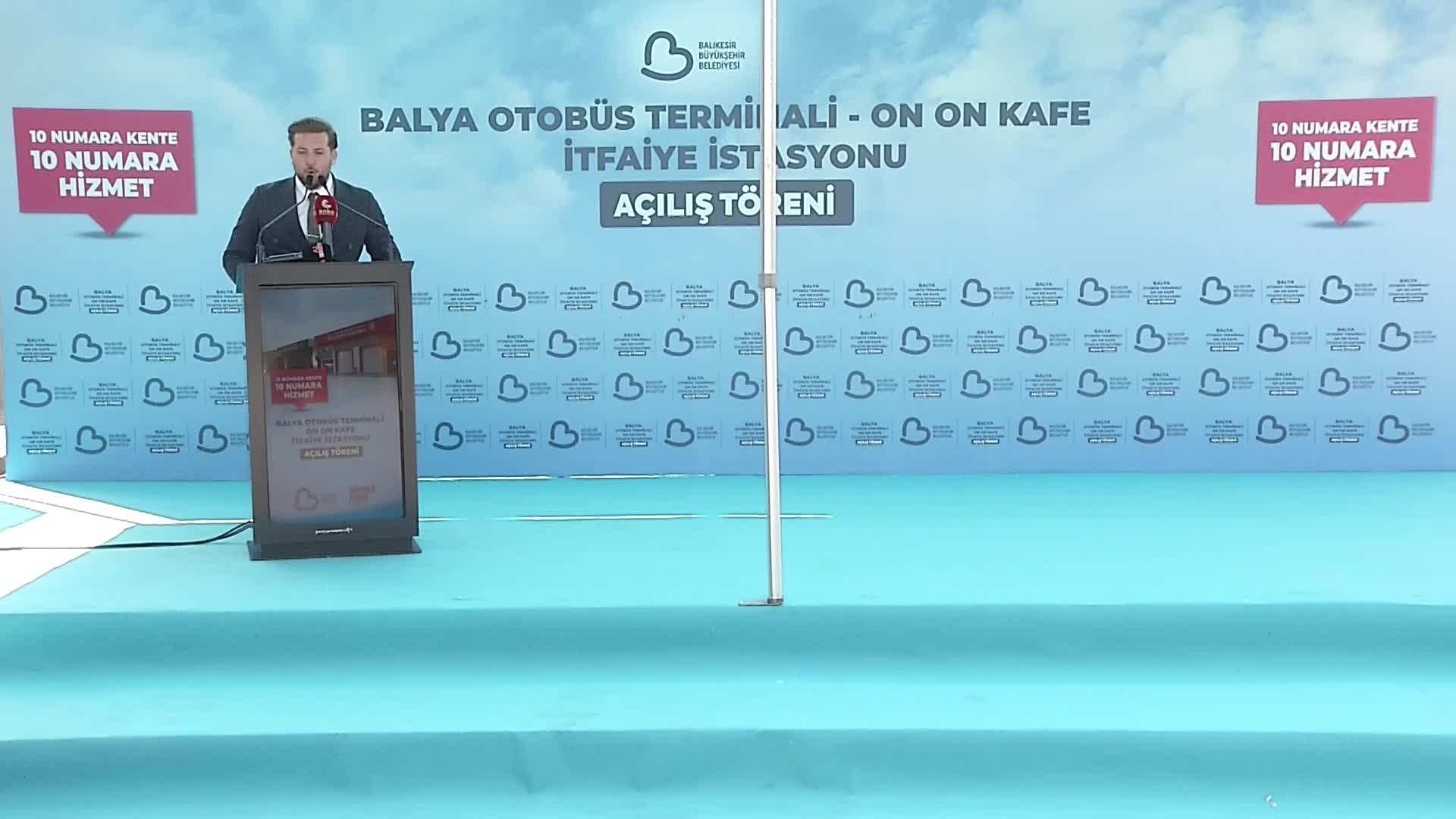 Balıkesir Büyükşehir Belediye Başkanı Akın: "Yakında, 'Yakın Mutfak'larımız hizmete başlayacak. 4 çeşit yemek 50 lira olacak"