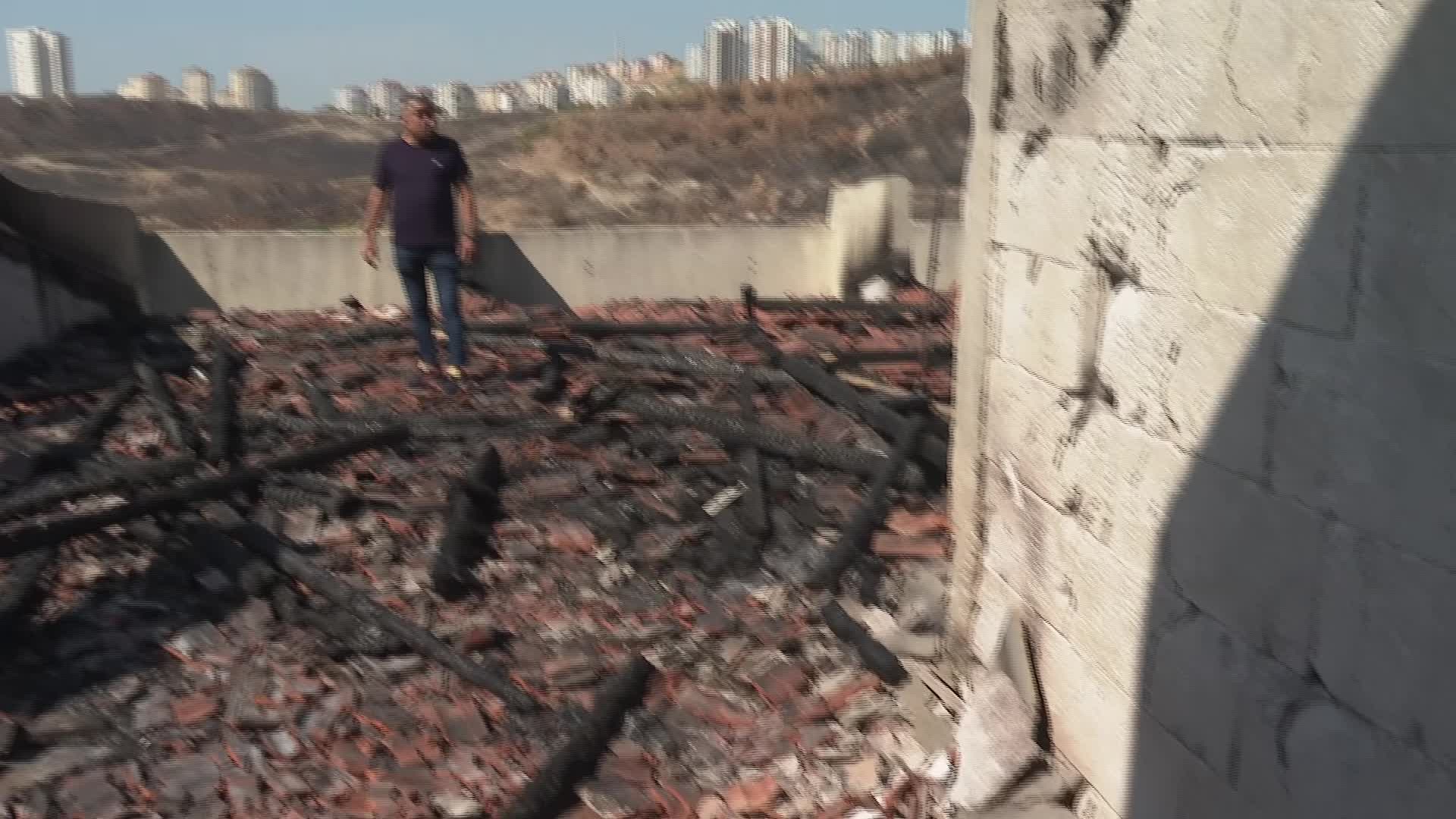 İzmir Büyükşehir Belediyesi, yangından etkilenen Manolya Apartmanı'nda onarım çalışmaları başlattı