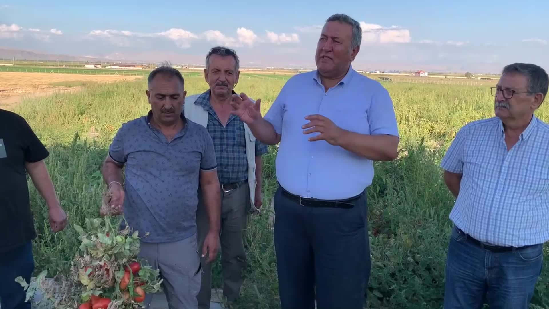 Ömer Fethi Gürer: Çiftçinin borçları 2027 yılına kadar ertelensin ve faizler silinsin