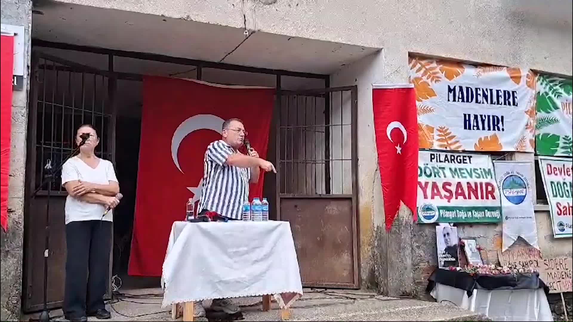 Artvin'de Pilarget Doğa ve Yaşam Derneği, madene karşı 'Toprağımıza sahip çıkıyoruz' buluşması gerçekleştirdi... “Bu mücadele, doymayanlara karşı yaşam alanlarını savunma mücadelesidir’