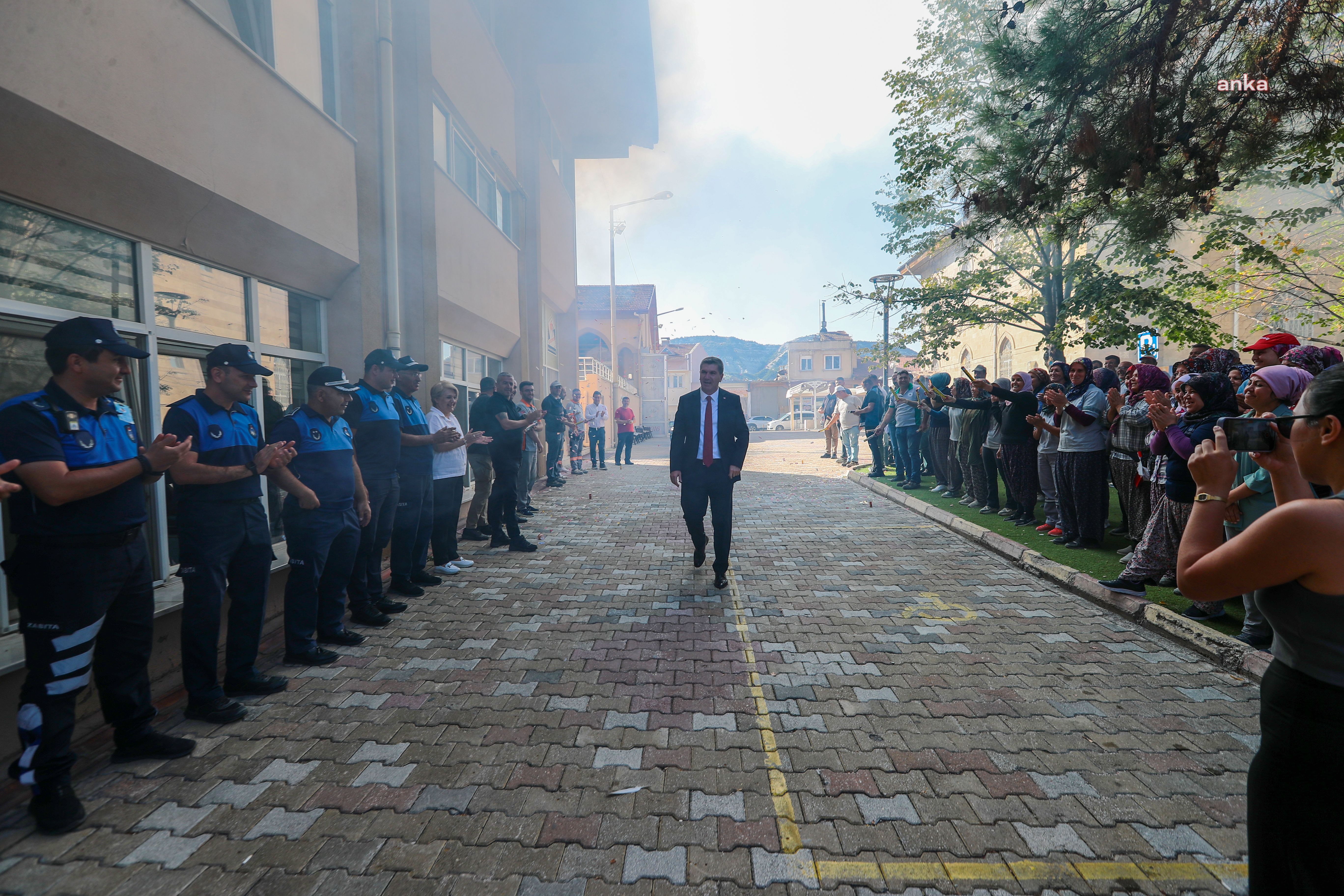 Burdur Belediye Başkanı Ercengiz’e sürpriz doğum günü