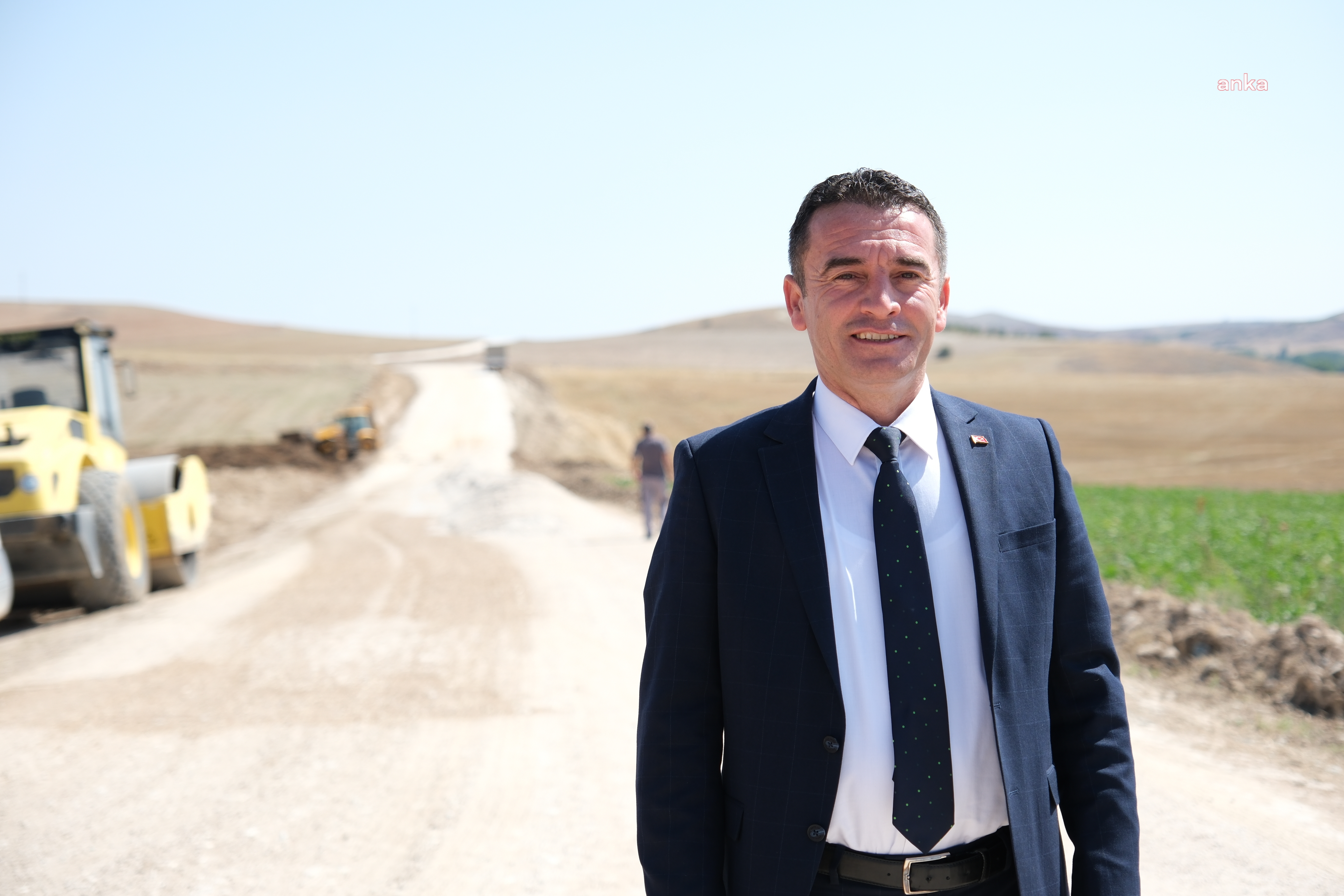 Sivrihisar Belediyesi ve Eskişehir Büyükşehir Belediyesi iş birliğiyle yol çalışmaları devam ediyor