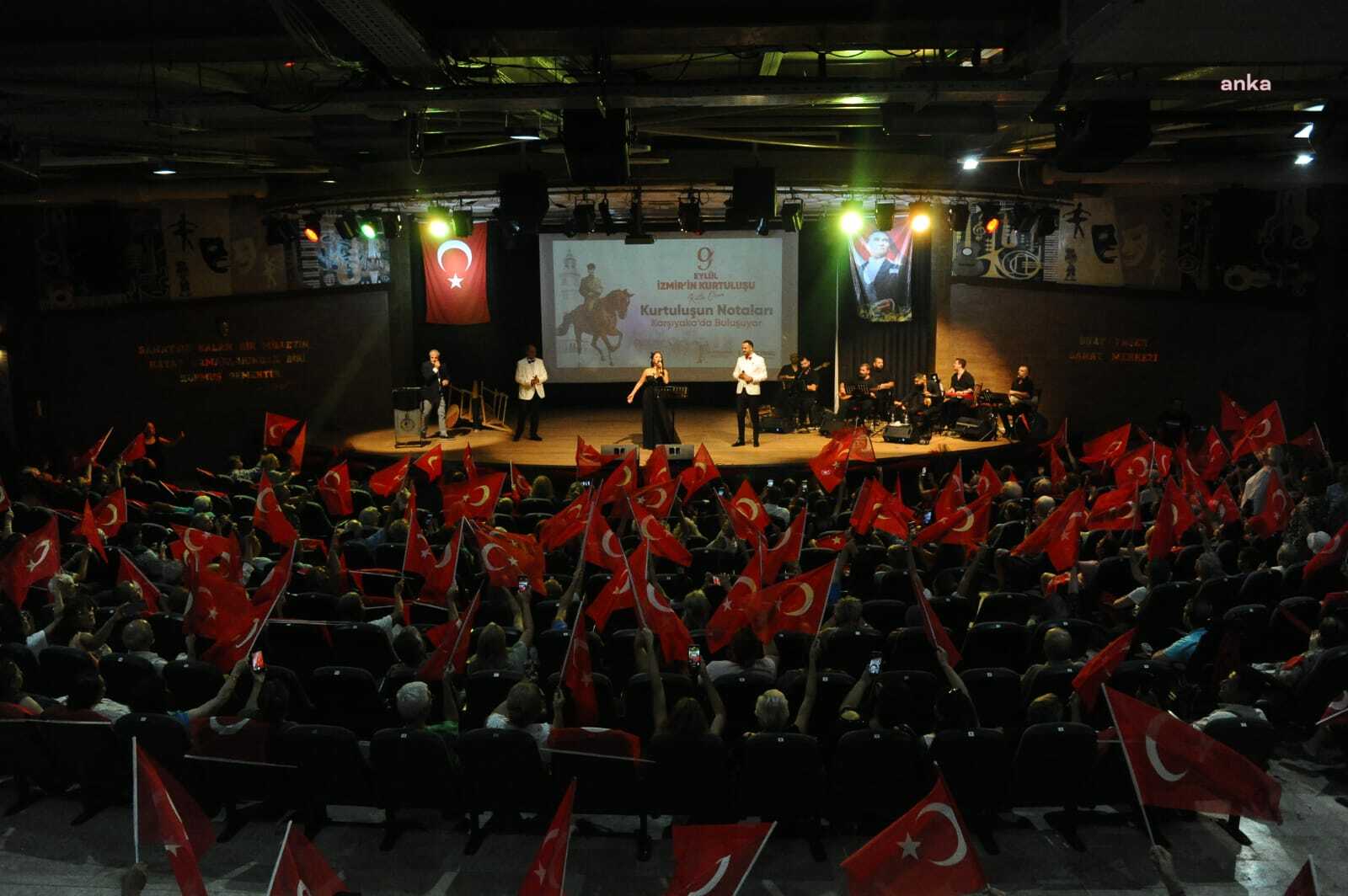 Karşıyaka Belediye Başkanı Ünsal, "Laik Türkiye Cumhuriyeti değerlerinden vazgeçmeyeceğiz"