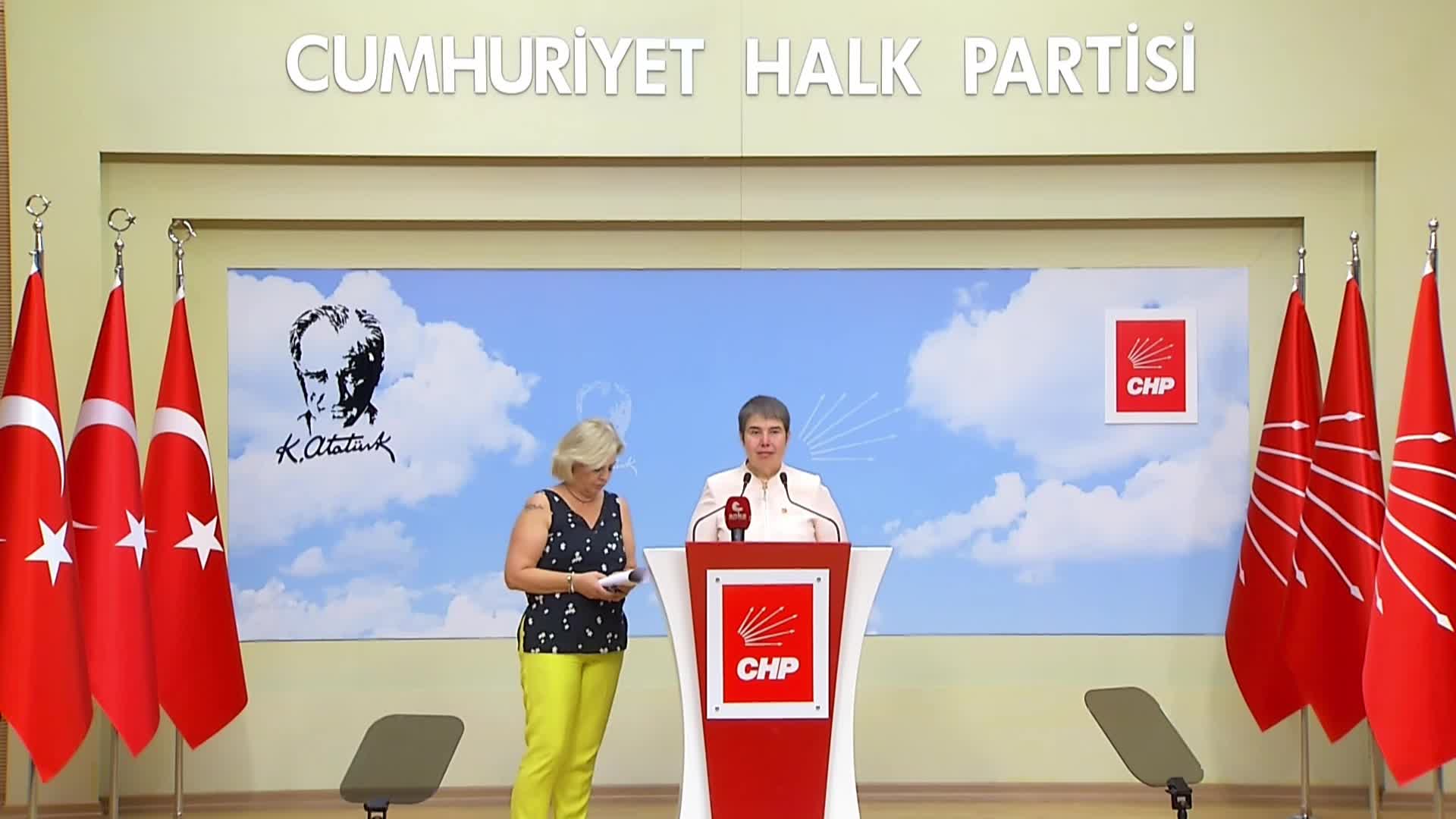 Zeliha Aksaz Şahbaz: “COVID-19’un etkisini yeni varyantlarla ekim-kasım aylarında artarak göreceğiz”