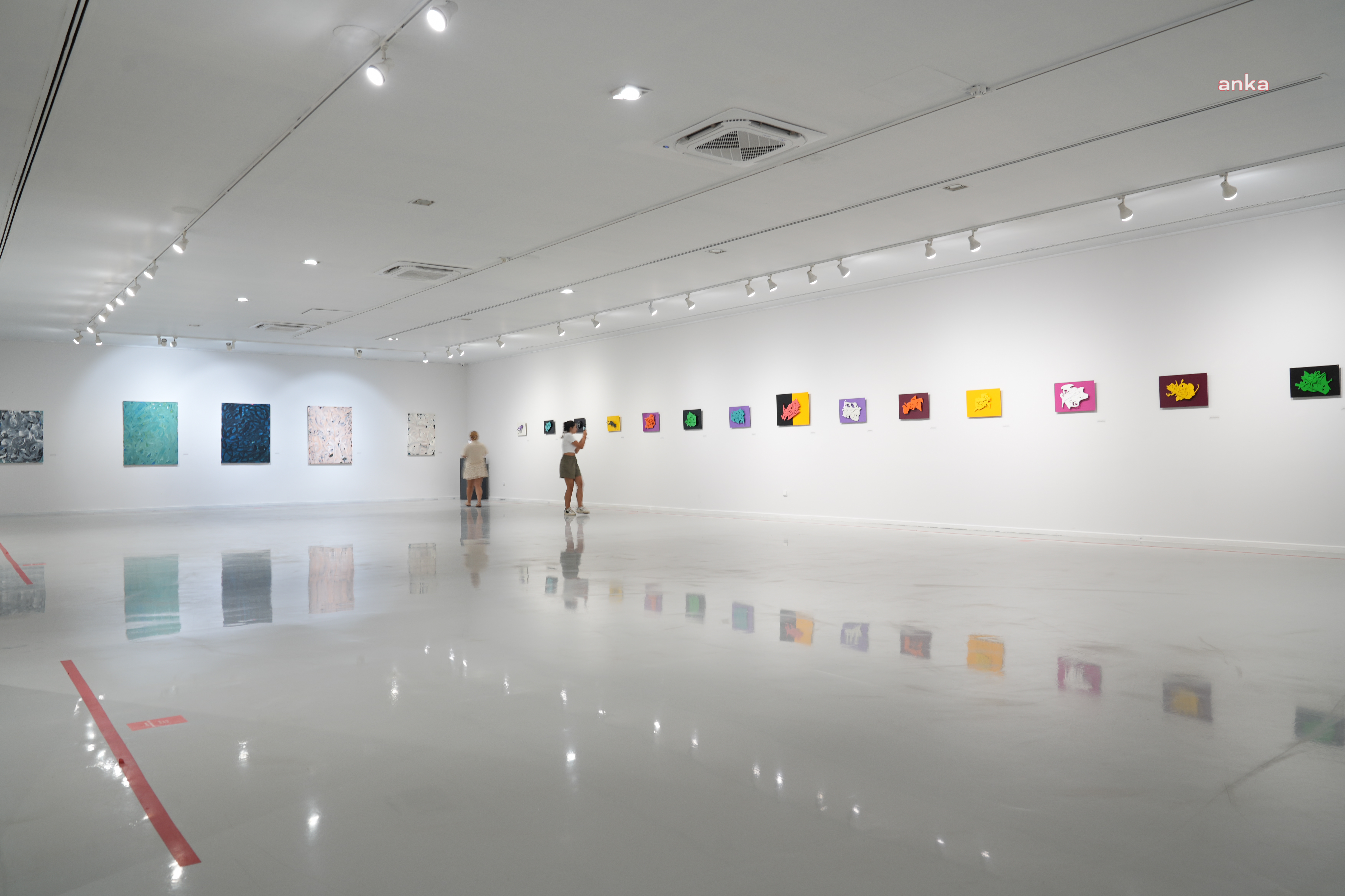 Erdal Ateş’in sanatsal yolculuğu “Doğu-Batı Divanı” Taksim Sanat’ta