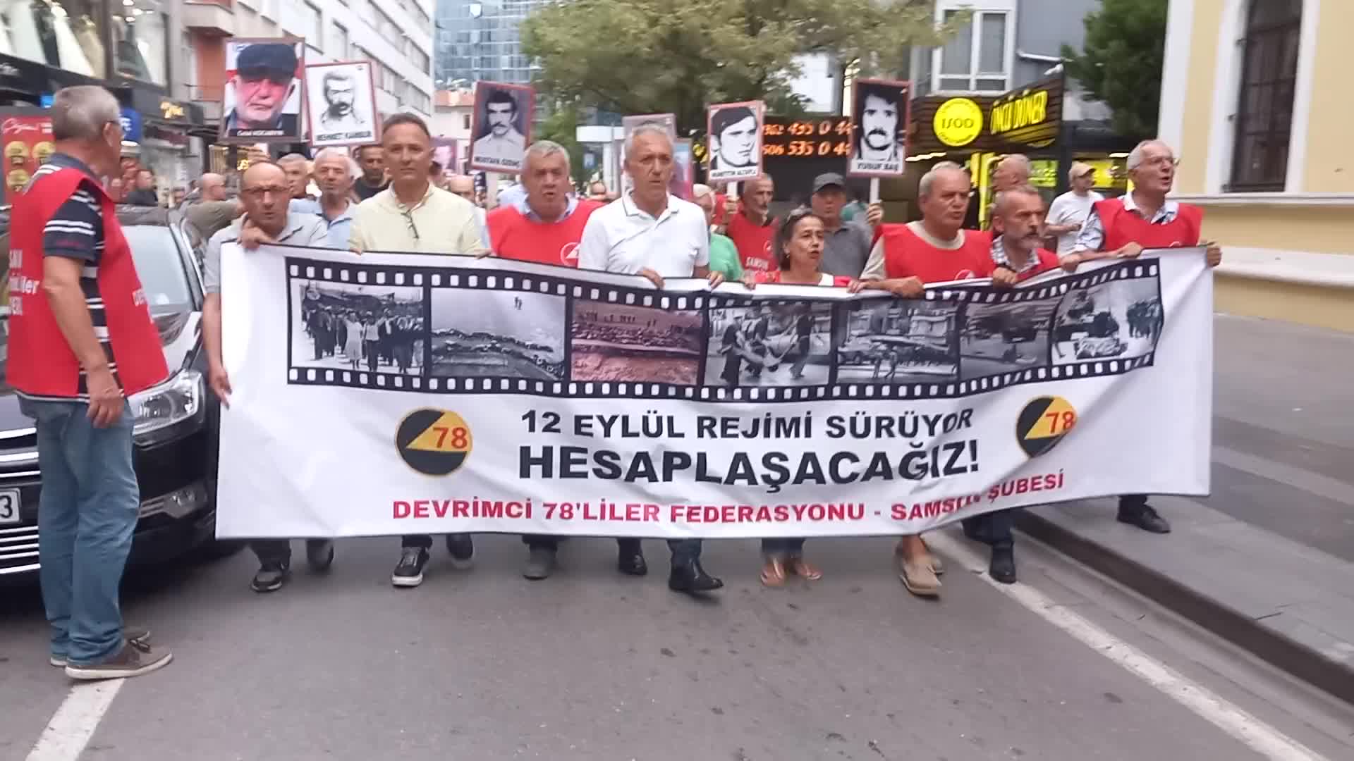 Samsun Devrimci 78’liler Derneği, 12 Eylül Faşist darbesinin 44. yılında miting düzenledi