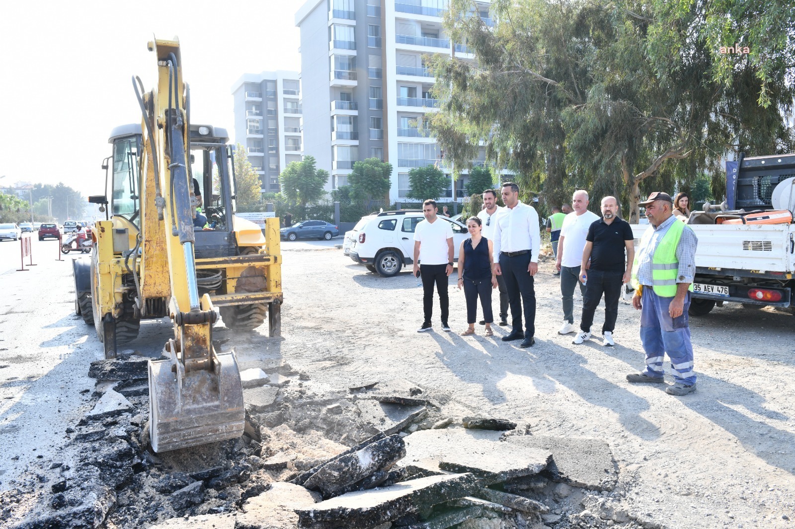 Çiğli Belediyesi’nden Eski Havaalanı Caddesi’nde düzenleme