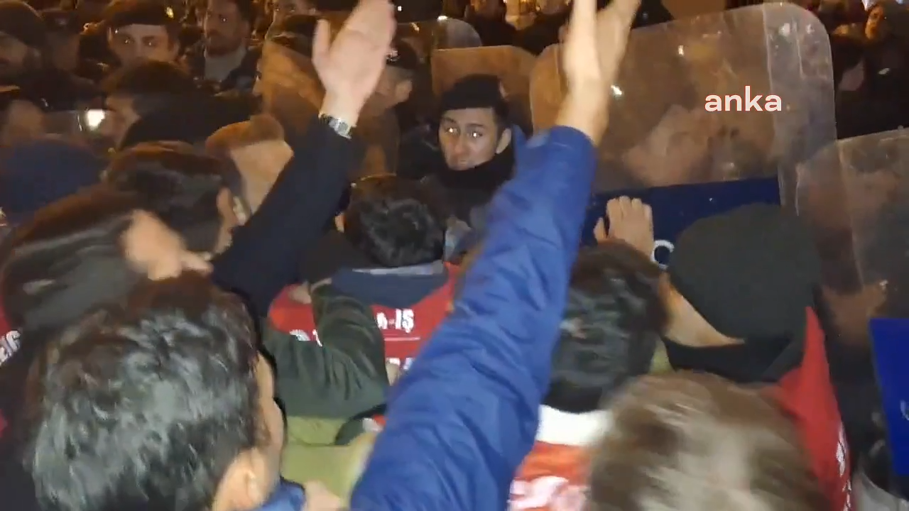 Polonez işçilerine polis müdahalesi