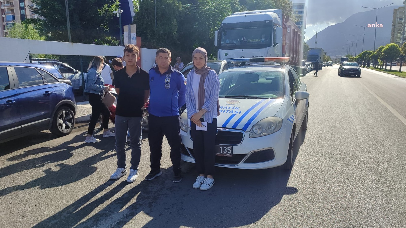 Manisa Büyükşehir Belediyesi'nden memur adaylarına destek