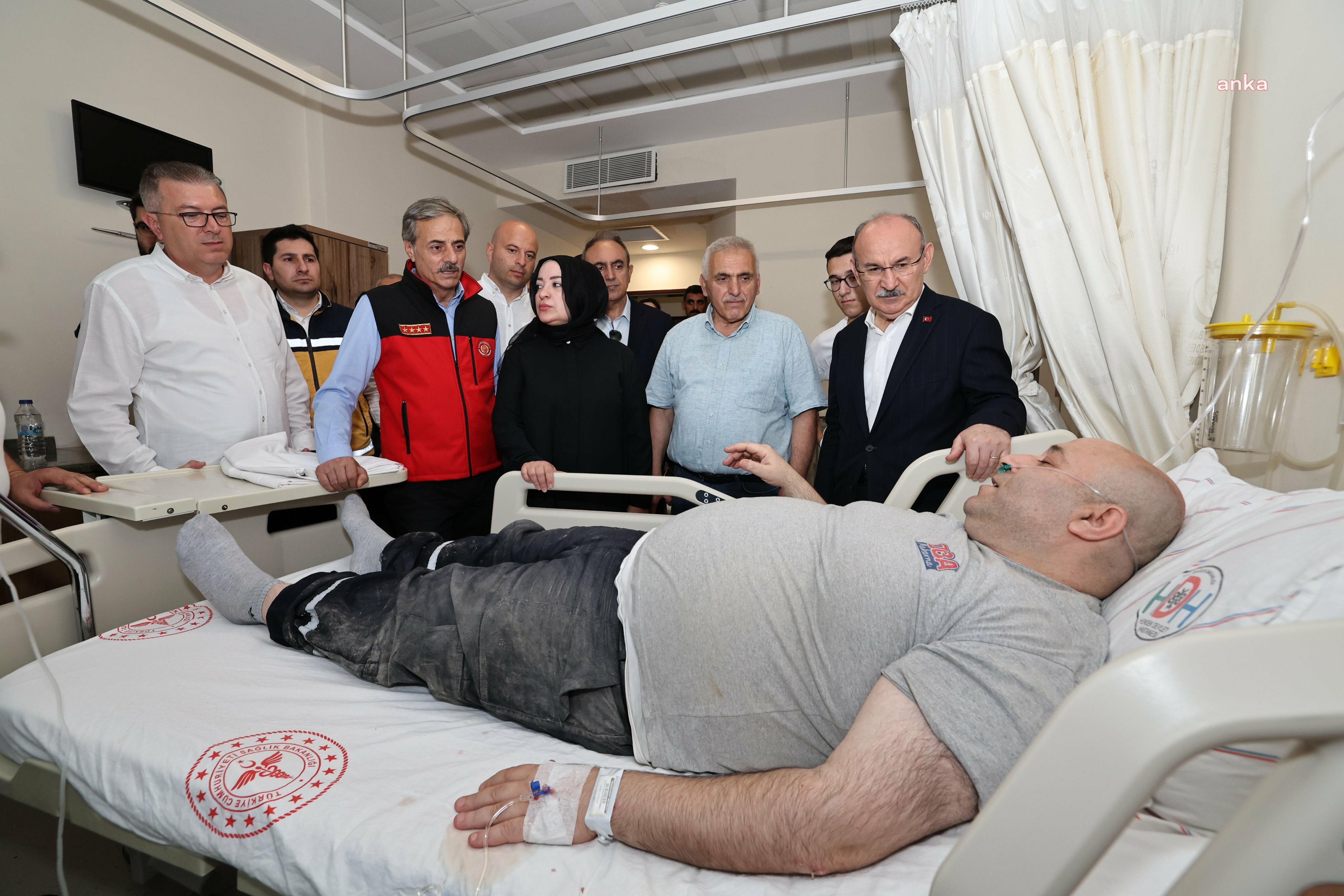 Makarna fabrikasındaki patlamada yaralananların sayısı 28'e yükseldi... Sakarya Büyükşehir Belediye Başkanı Alemdar: "Yaralıların 6'sının durumu ağır"