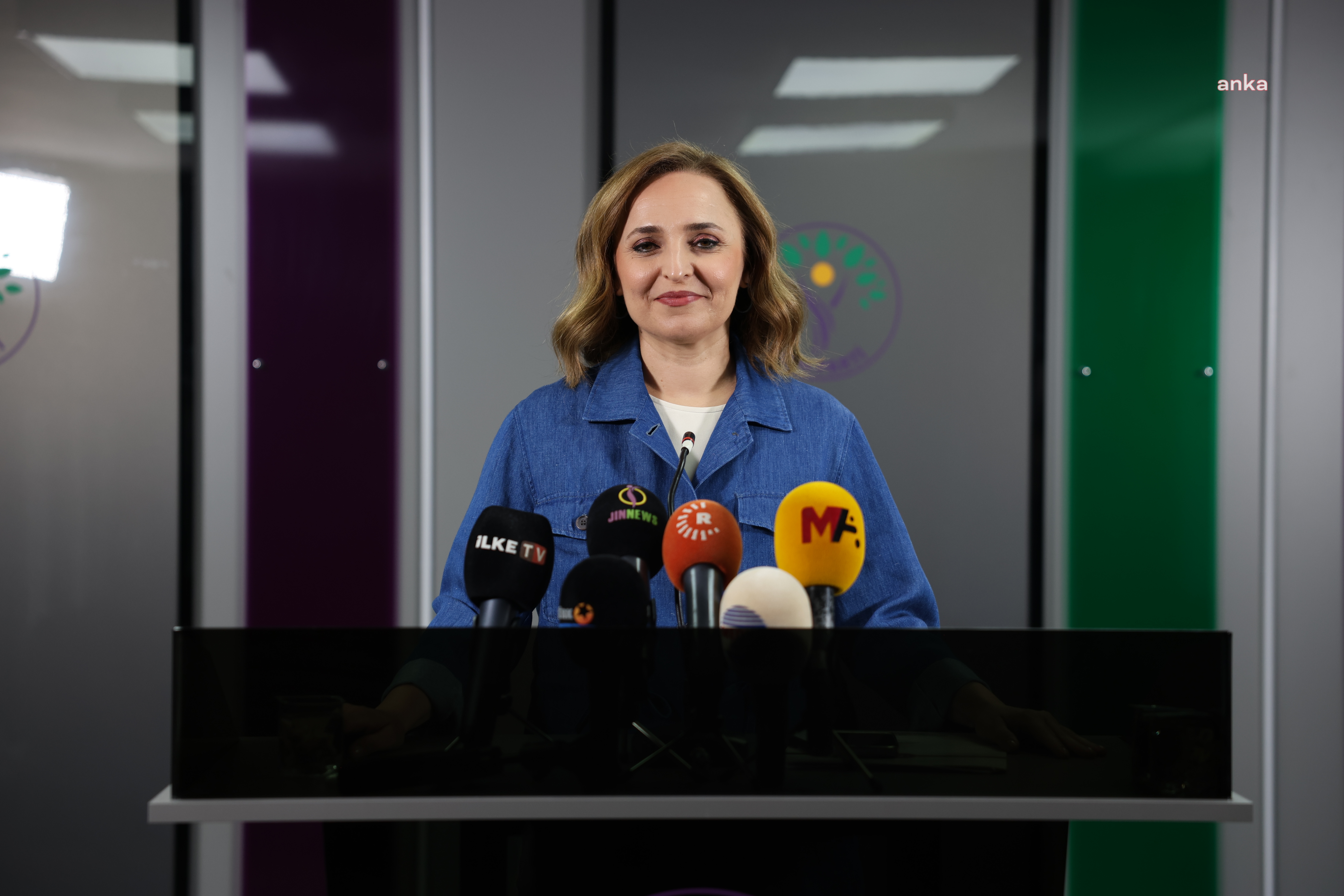 DEM Parti'nin 4 gün süren Merkezi Örgütlenme Konferansı sona erdi... Doğan: "İmralı tecridi yerine çözüm politikalarına geri dönüş alternatifi düşünülebilir"