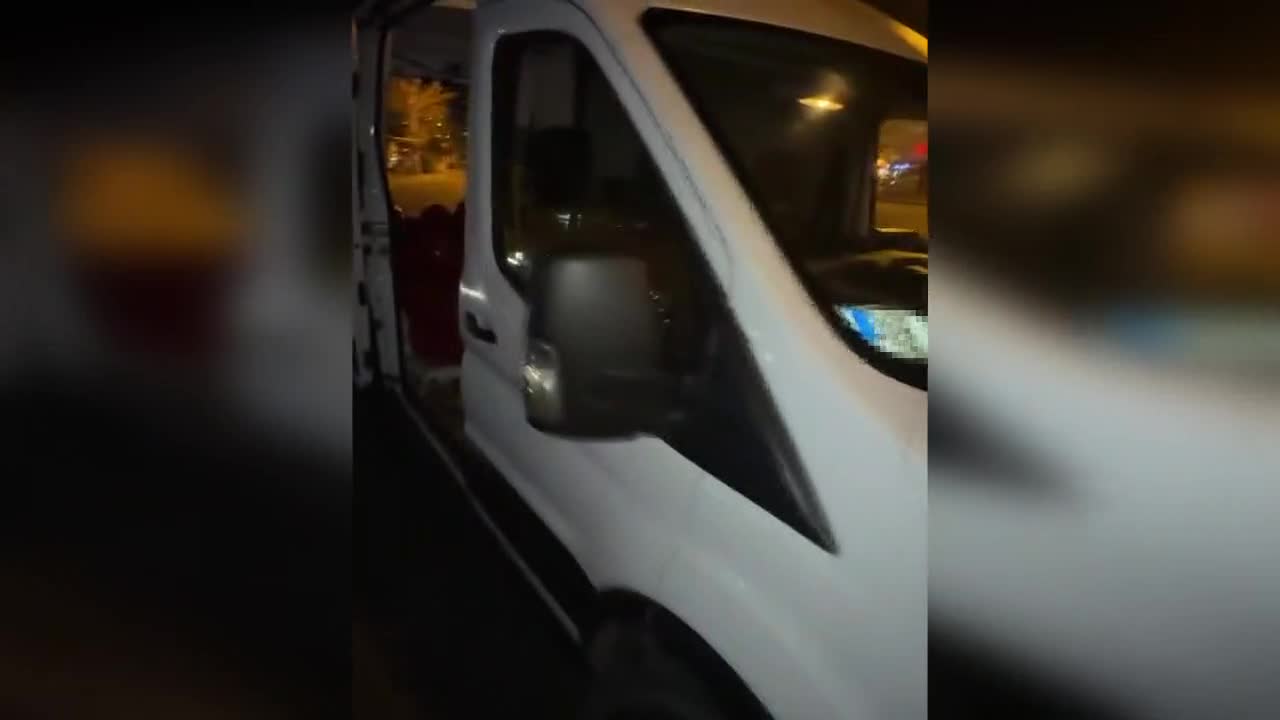 Kadıköy'de kaçak midye operasyonu: 150 çuval ele geçirildi