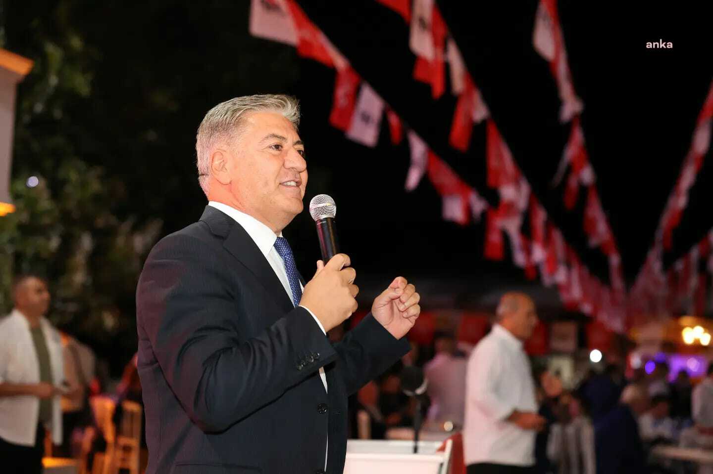 Murat Emir’den Yapıcoğlu’na: "Sizin, Cumhuriyet ile sorununuz var ama bunu açıkça söylemeye cesaretiniz yok"