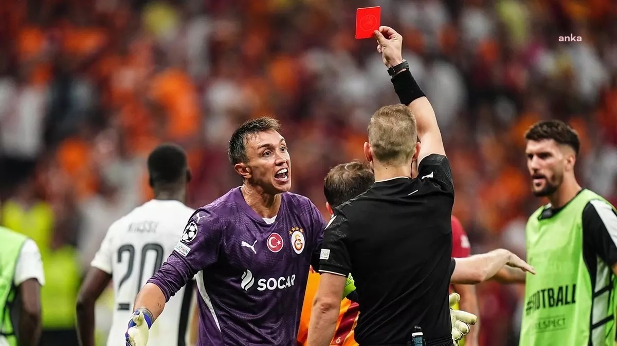 UEFA Disiplin Kurulu Muslera'ya 3 maç ceza verdi