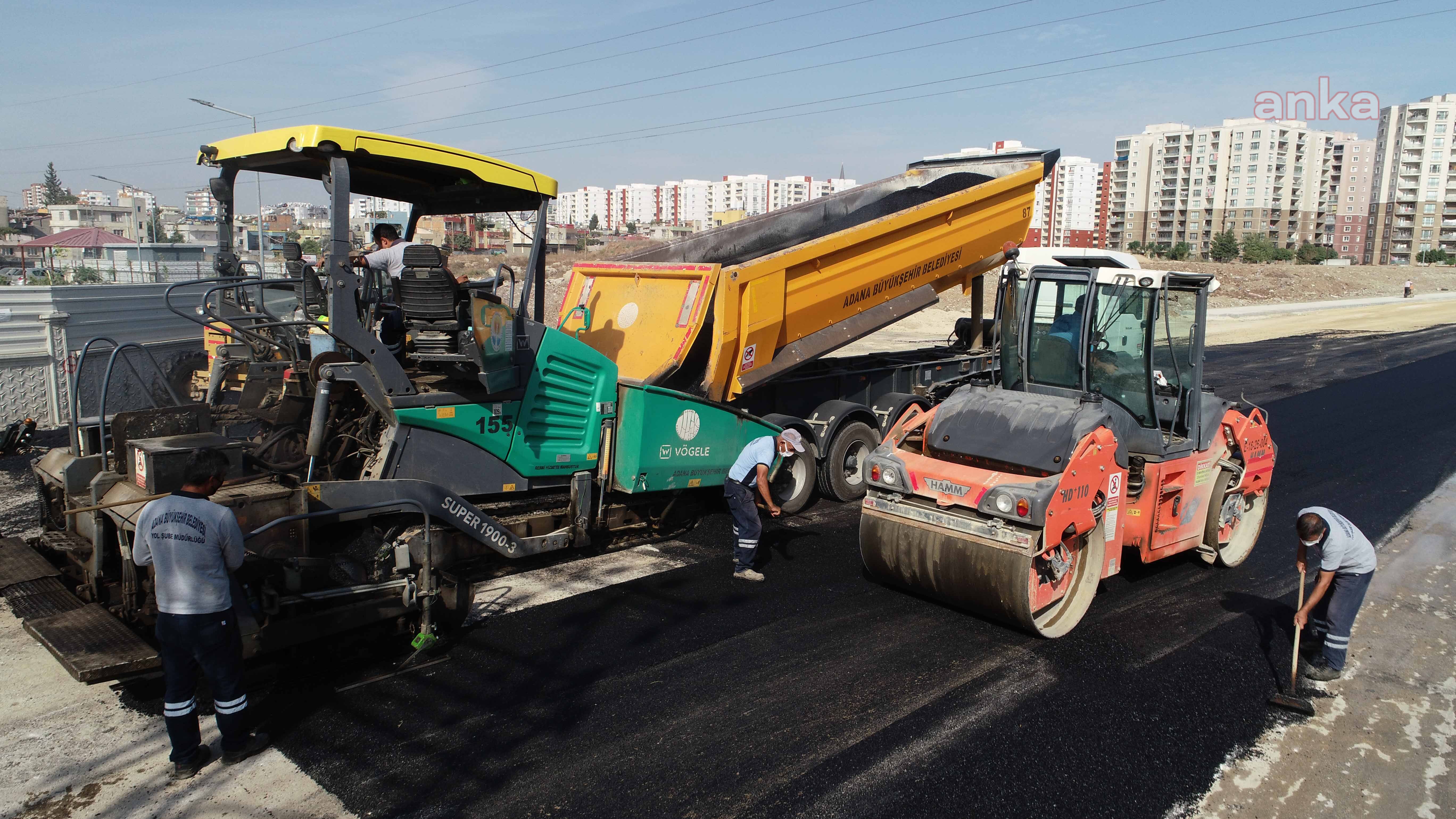 ADANA BÜYÜKŞEHİR'DEN YOL MESAİSİ