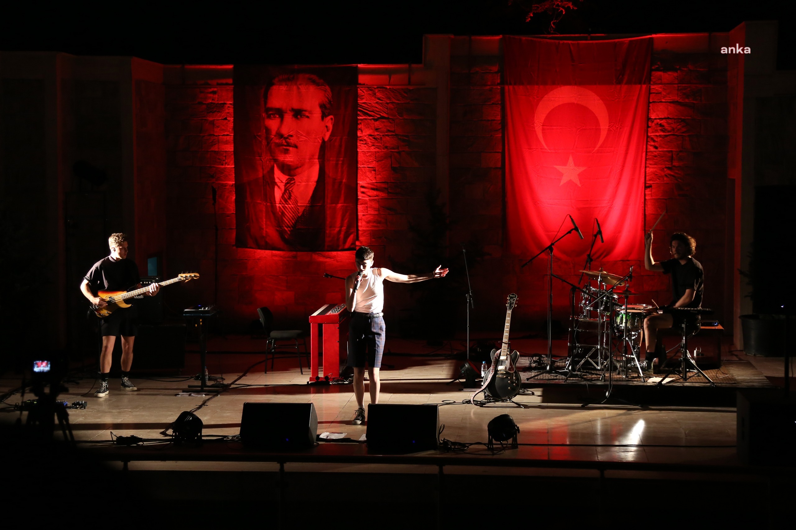 Fransız müzisyen Ysé Trio, Eskişehirliler ile buluştu