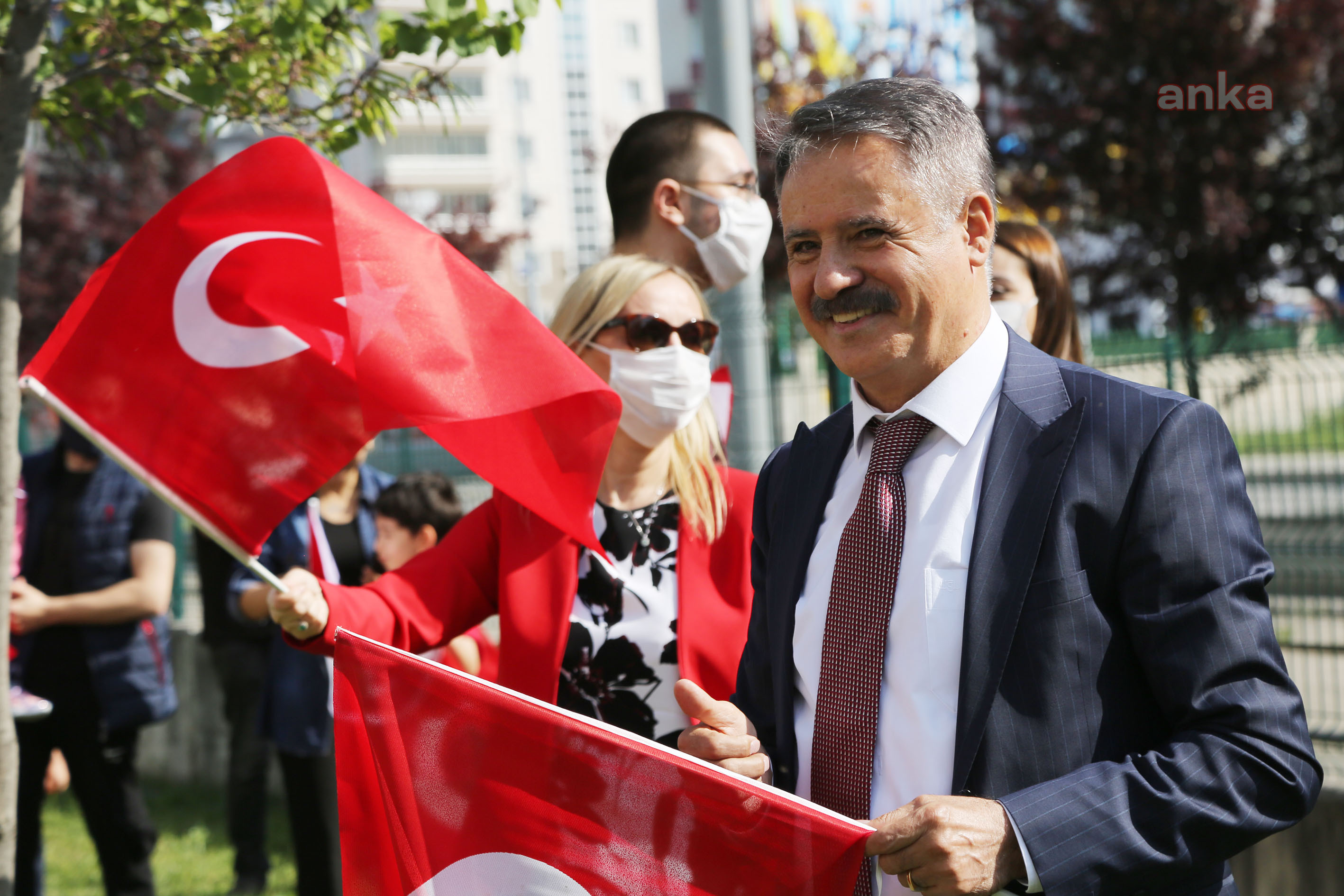 ATAKUM BELEDİYE BAŞKANI DEVECİ: "TÜRK MİLLETİ EŞSİZ BİR BAĞIMSIZLIK MÜCADELESİ VERDİ"