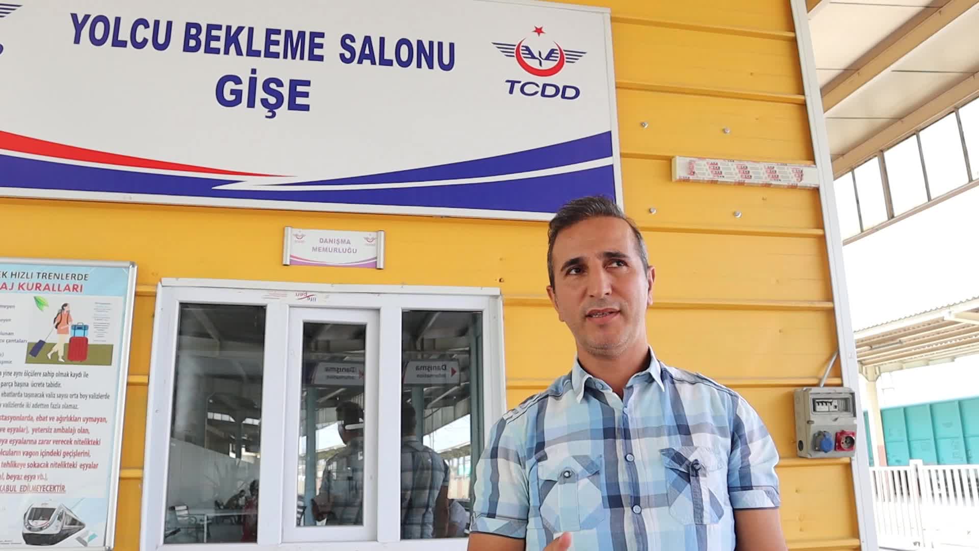 Depremde hasar alan Narlı-Pazarcık-Gölbaşı tren hattında onarım çalışmalarının 19 ay geçmesine rağmen tamamlanamaması tepki çekti