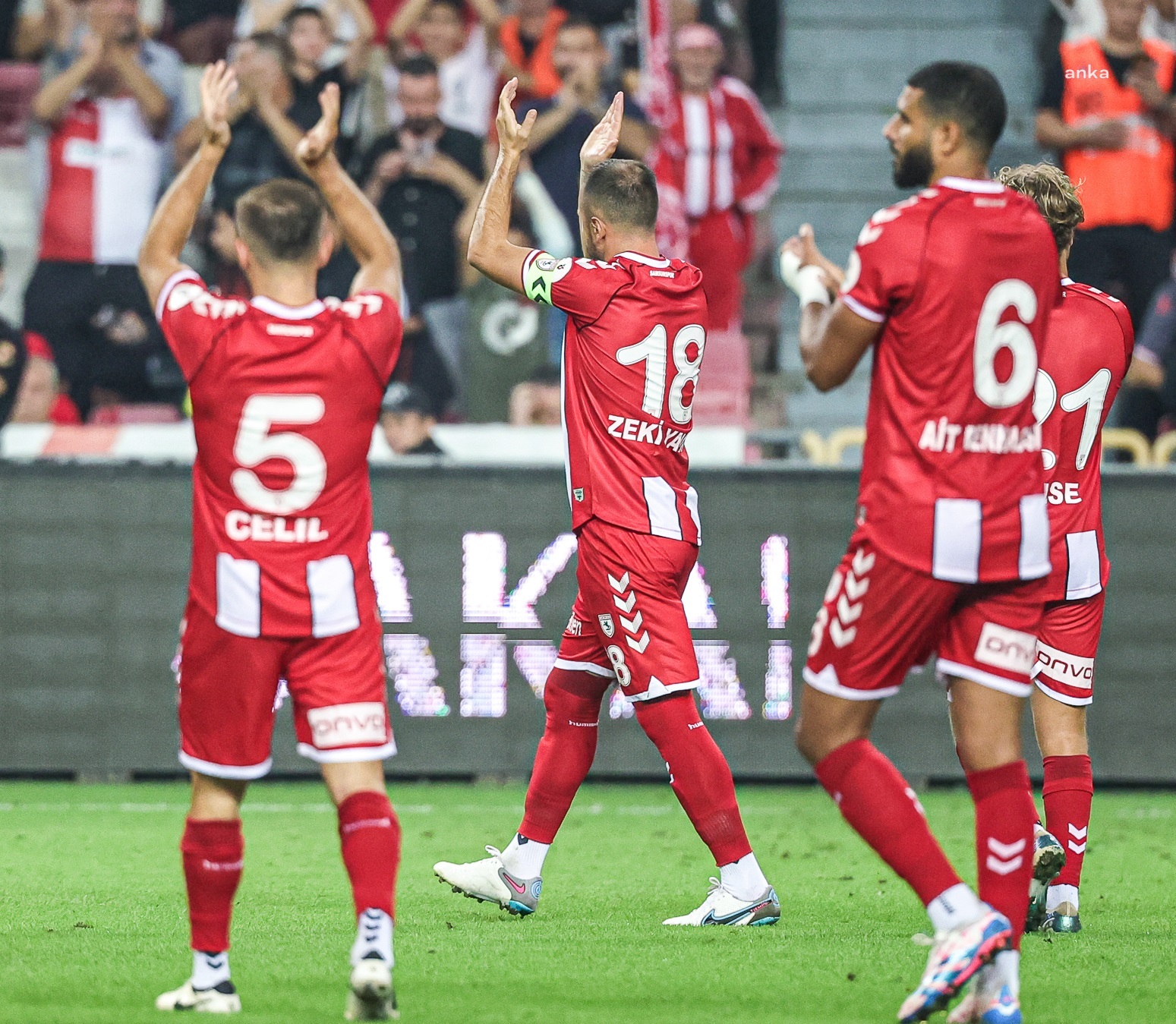 Samsunspor, Başakşehir'i 2-0 yendi