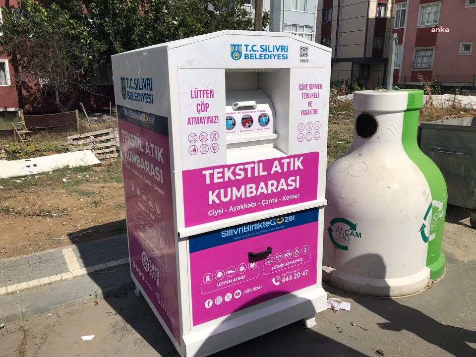 Silivri Belediyesi, tekstil kumbaralarını yeniliyor