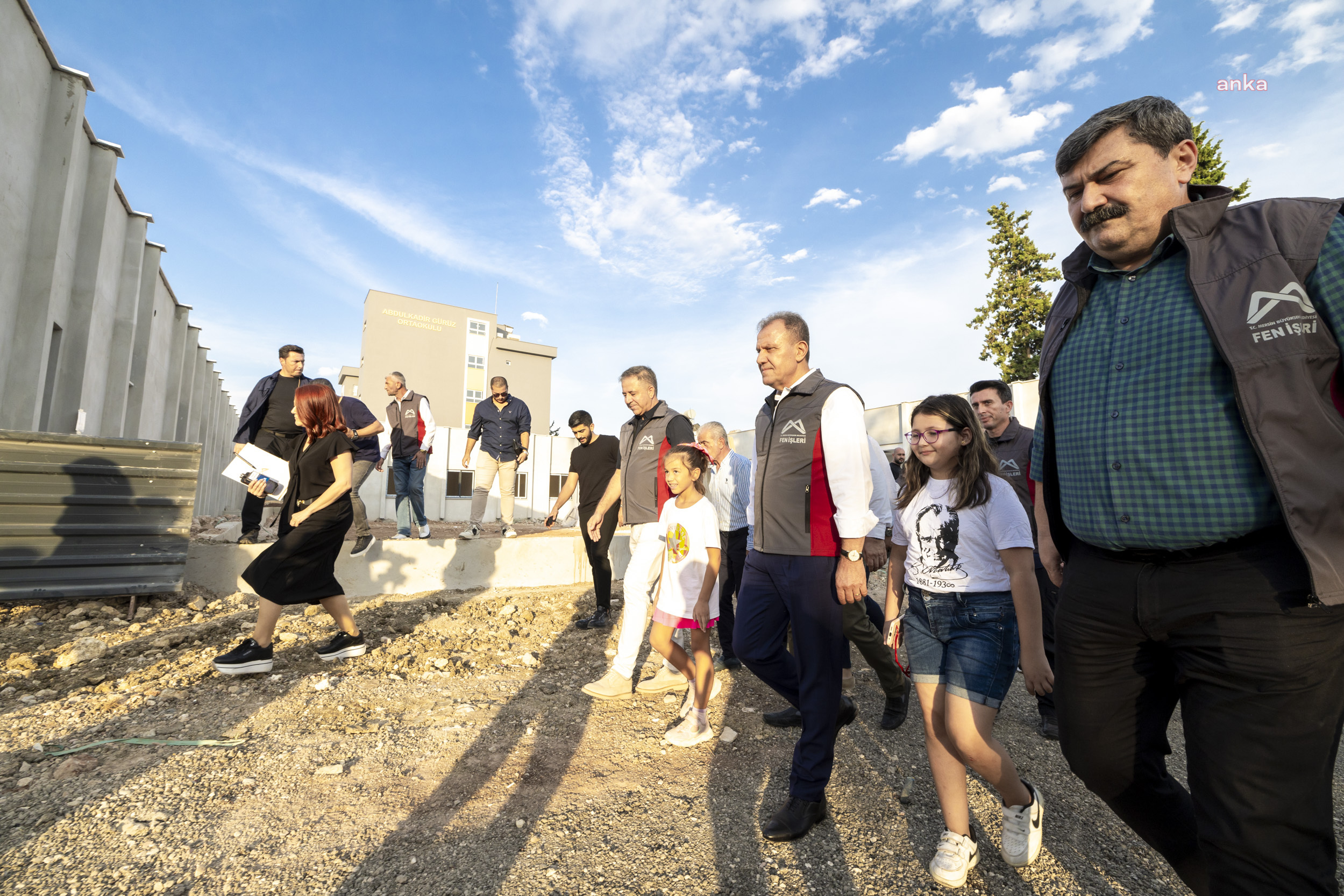 Mersin Büyükşehir Belediye Başkanı Seçer, 'Toroslar Spor Park Ve Çocuk Gelişim Merkezi'nde incelemelerde bulundu