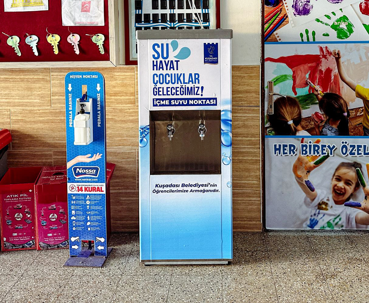 Kuşadası Belediyesi'nden ilkokul öğrencilerinin içme suyuna ücretsiz erişimini sağlayacak uygulama