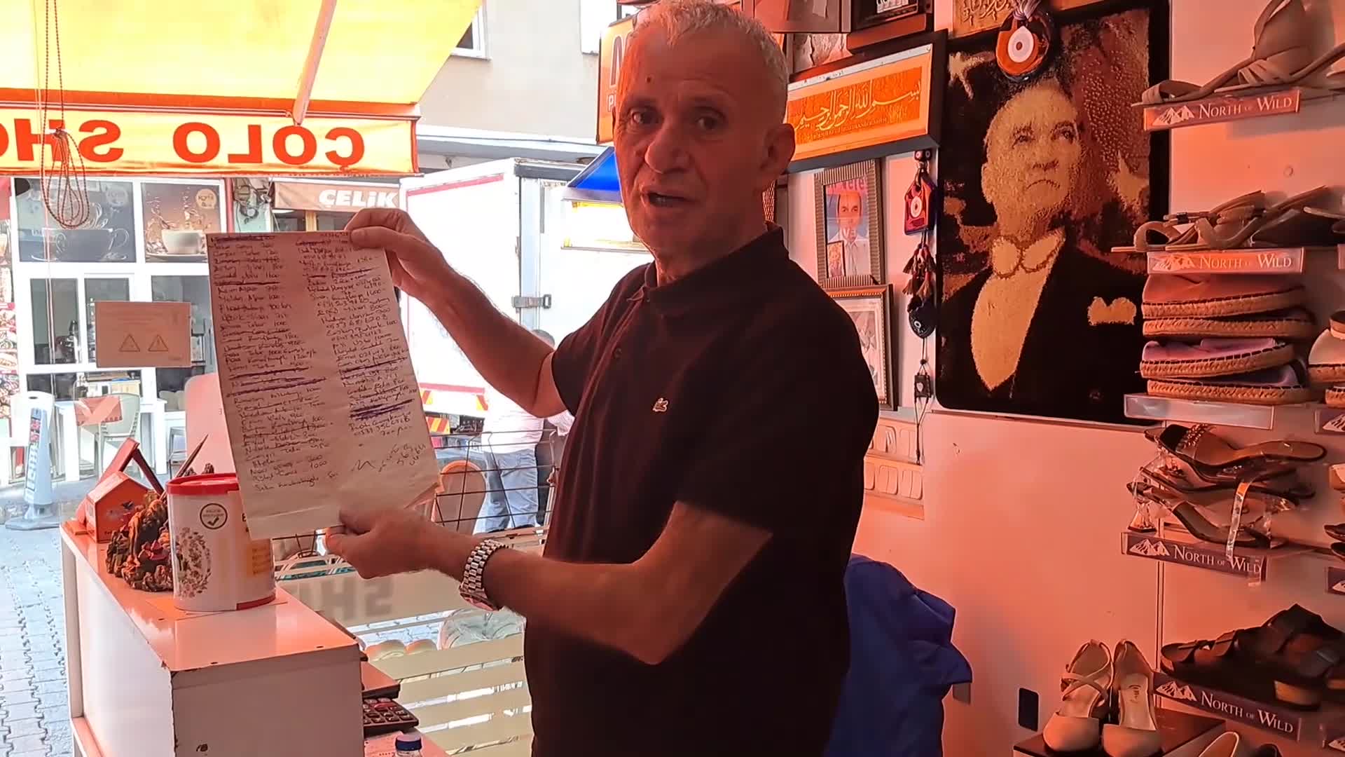 Kemalpaşalı esnaf: "Peşin alıyoruz ama veresiye veriyoruz”