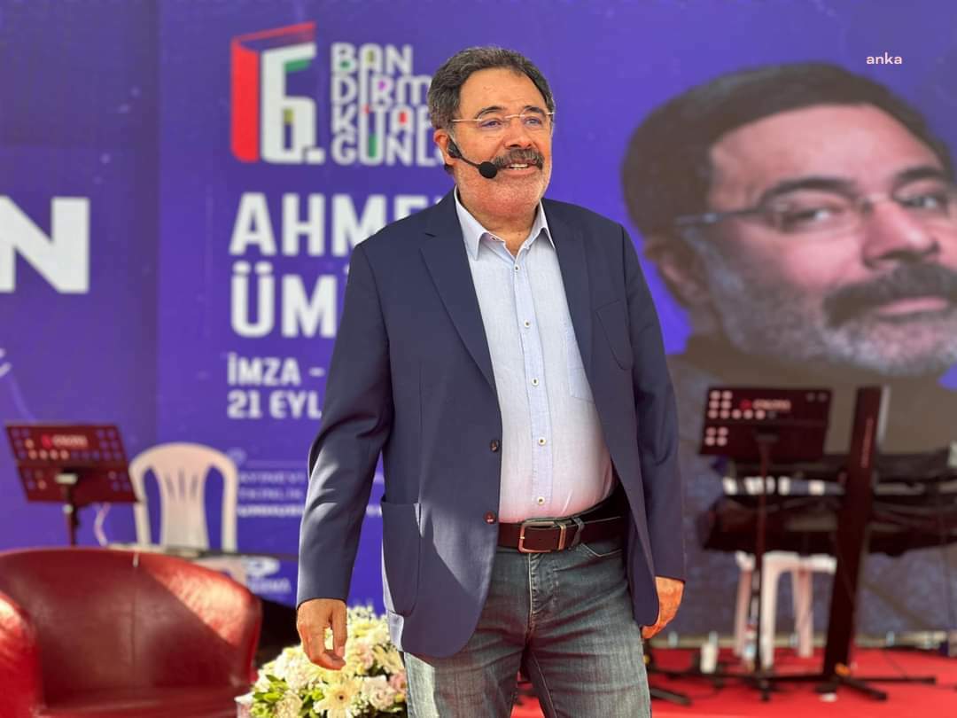 6'ıncı Bandırma Kitap Günleri'nin ilk konuğu Ahmet Ümit oldu