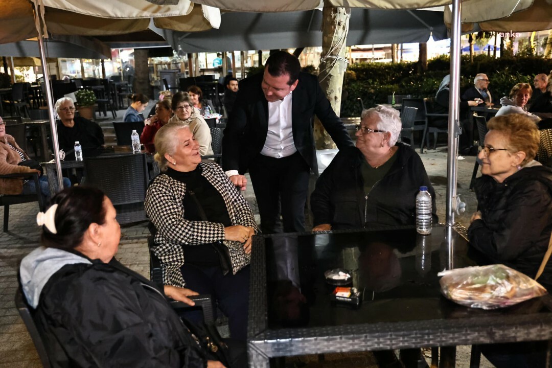 Silivri Belediye Başkanı Balcıoğlu, Silivri Sahili’nde vatandaşlarla bir araya geldi
