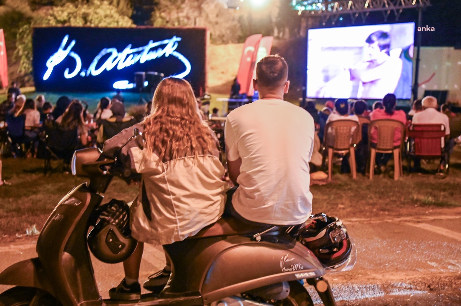 Manavgat Belediyesi, açık hava sinema etkinliği düzenledi