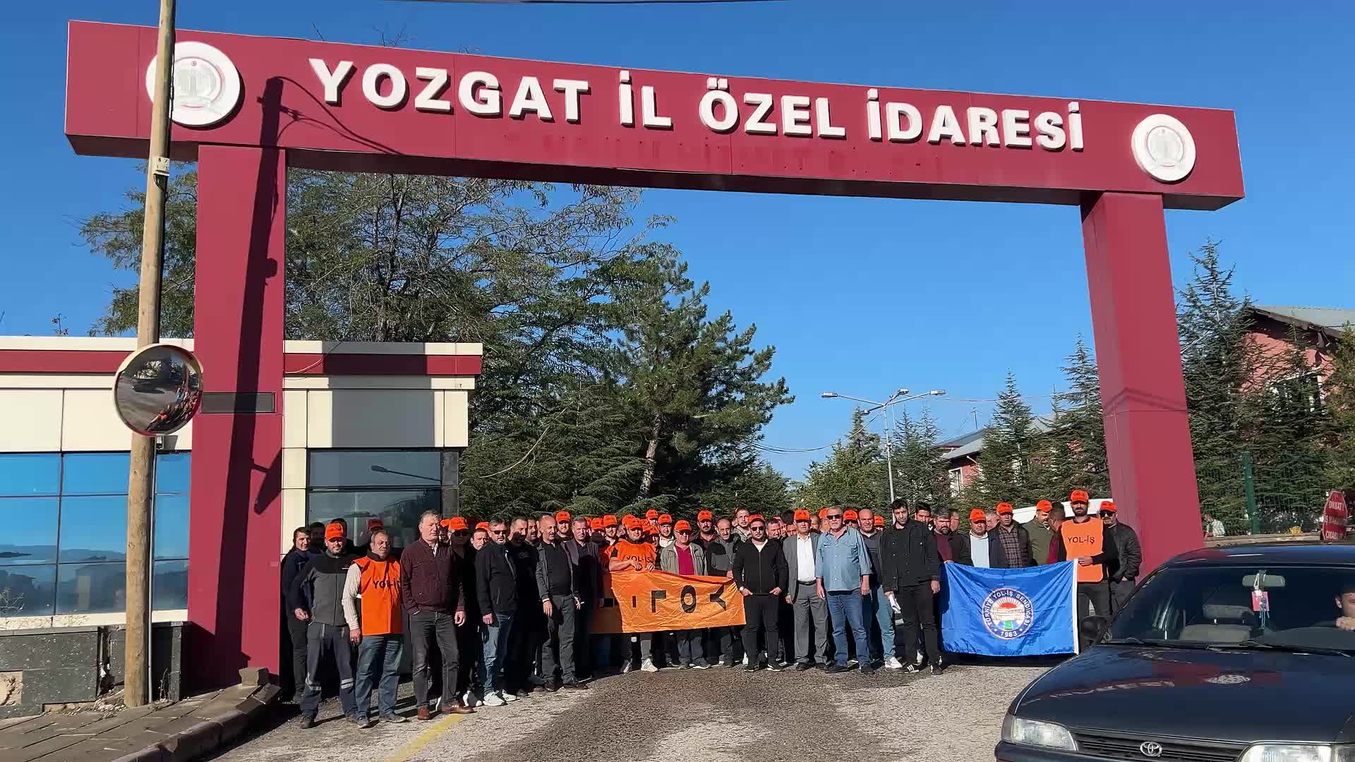 Yozgat’ta ‘geçinemiyoruz” eylemi... Emekçiler, bir saat süreyle iş bıraktı
