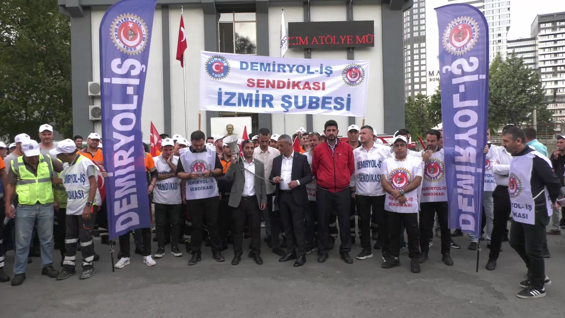 Demiryolu emekçilerinden ücret dengesizliğine tepki: Çocukları okutmakta zorlanıyoruz