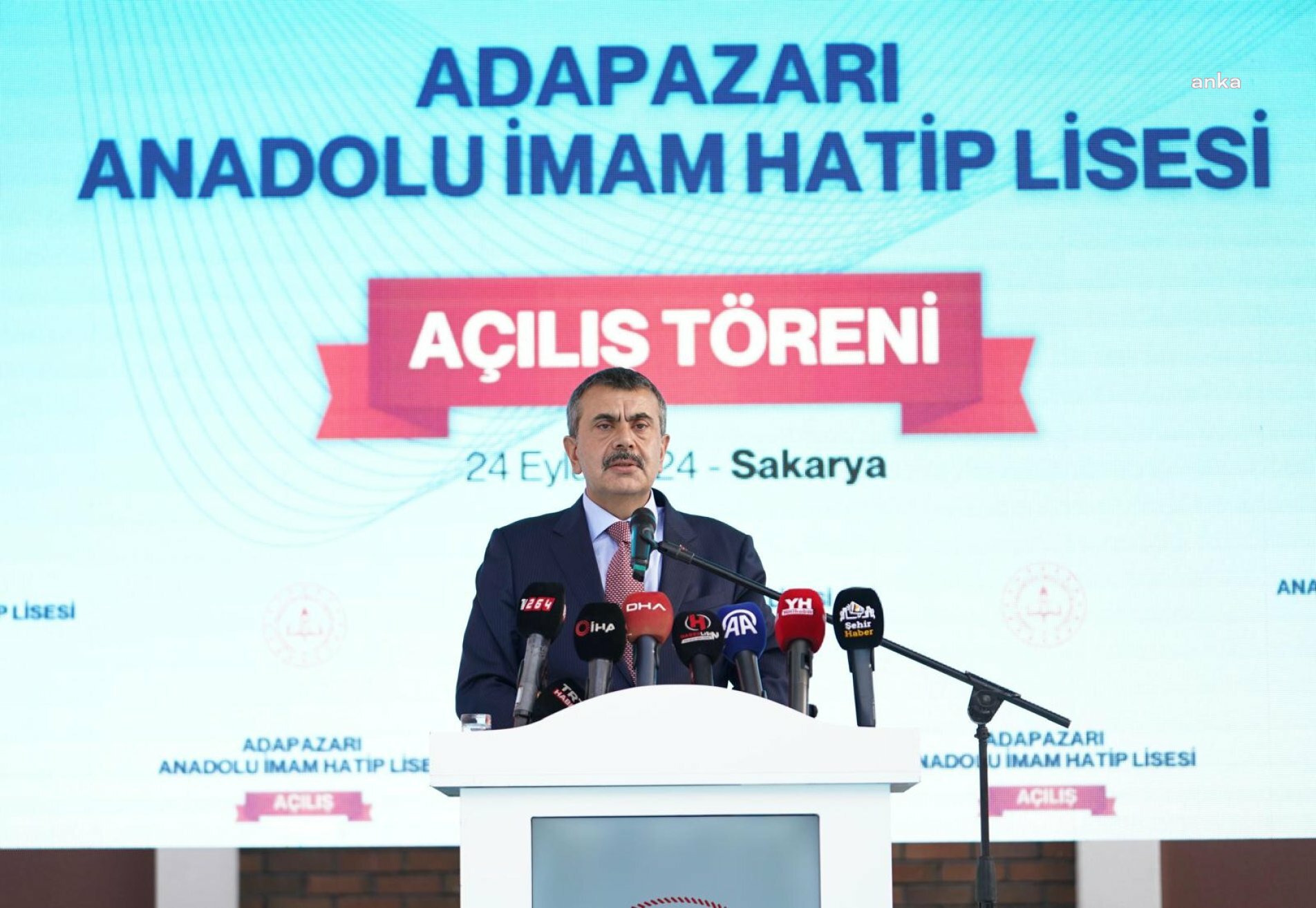 Milli Eğitim Bakanı Tekin: ''Talep olduğu sürece imam hatip okulu açmaya devam edeceğiz''