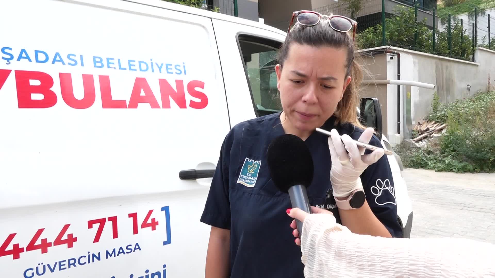 Kuşadası Belediyesi’nin hayvan ambulansları, yılın ilk 9 ayında 16 bin 614 can dosta acil müdahalede bulundu