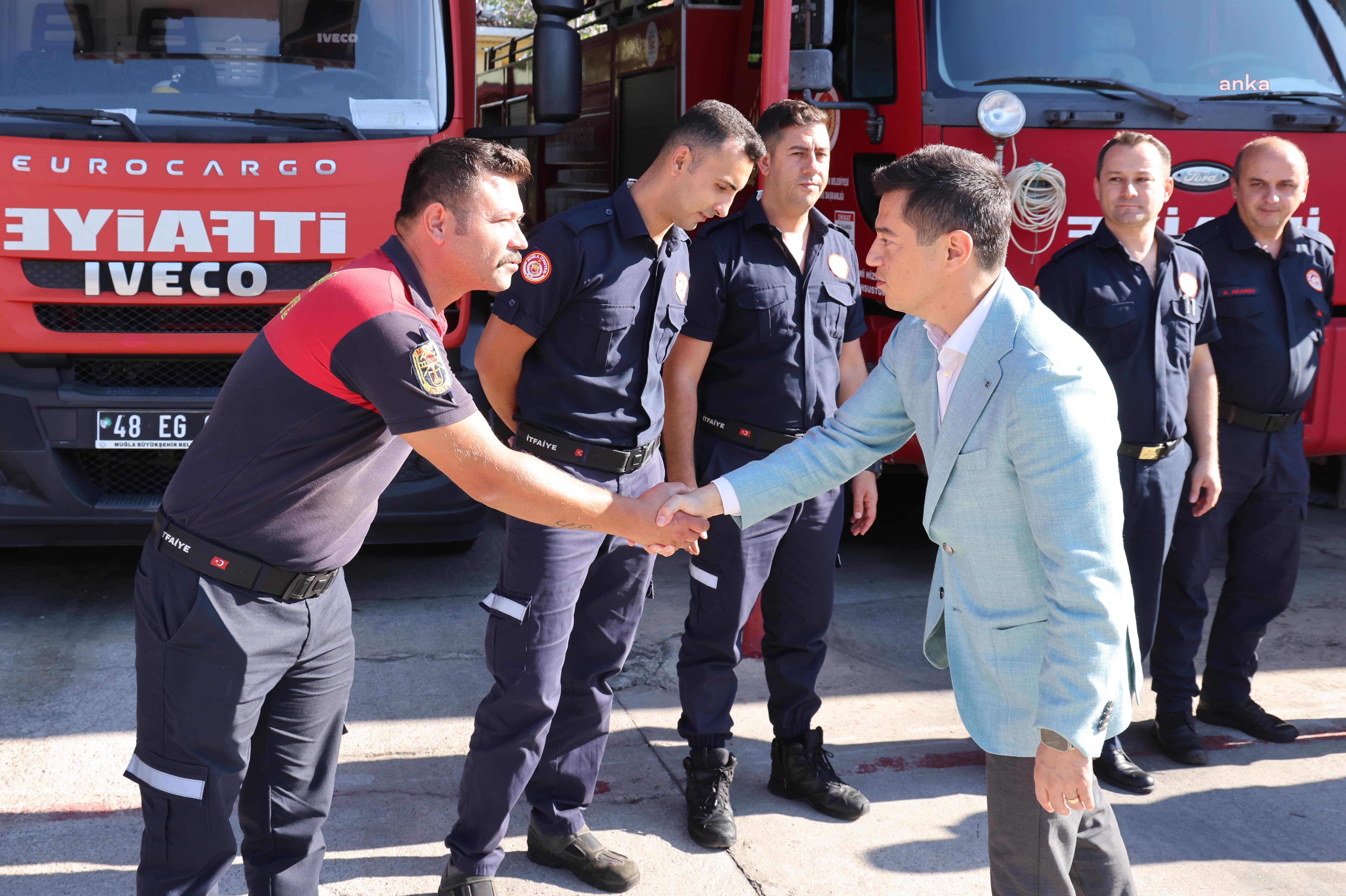 Marmaris Belediye Başkanı Ünlü’den Marmaris İtfaiye Grup Amirliği’ne ziyaret