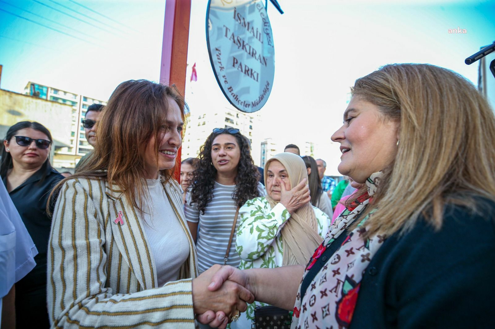 Karşıyaka Belediyesi’nin ilçeye kazandırdığı parka, eski muhtar İsmail Taşkıran’ın ismi verildi